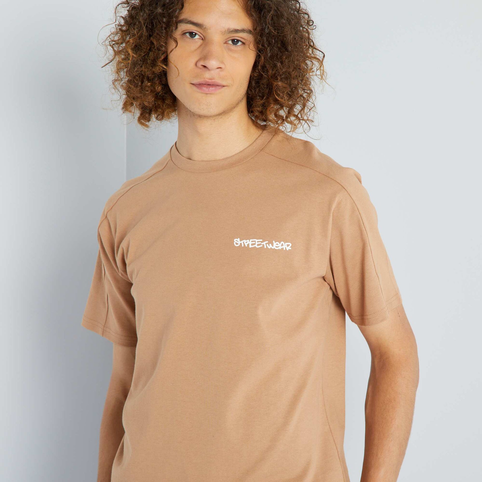 تي شيرت "Streetwear" برقبة مستديرة BEIGE