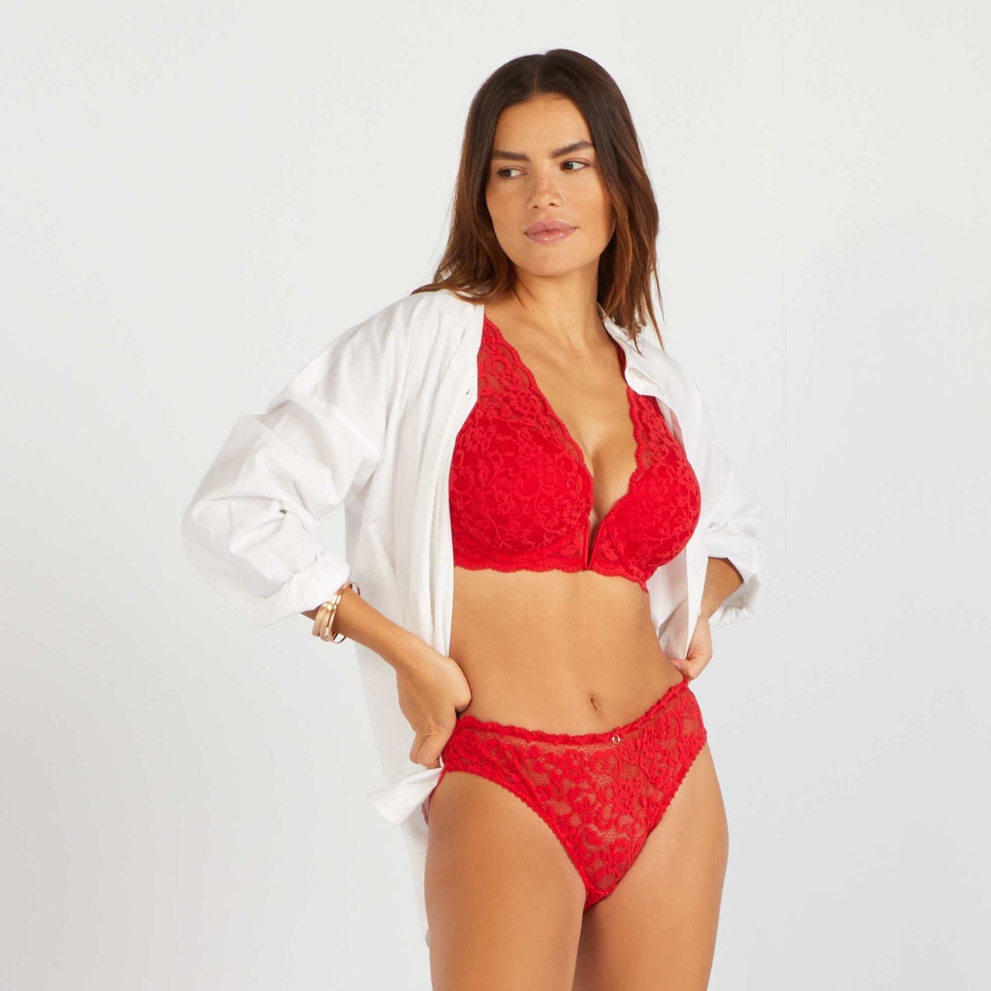 Soft velvet lace briefs TRUE RED