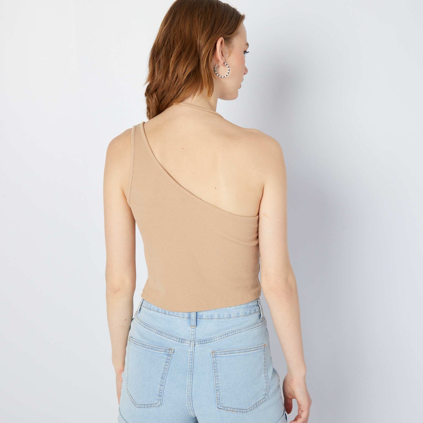 قميص بدون أكمام بحمالات غير متناظرة BEIGE