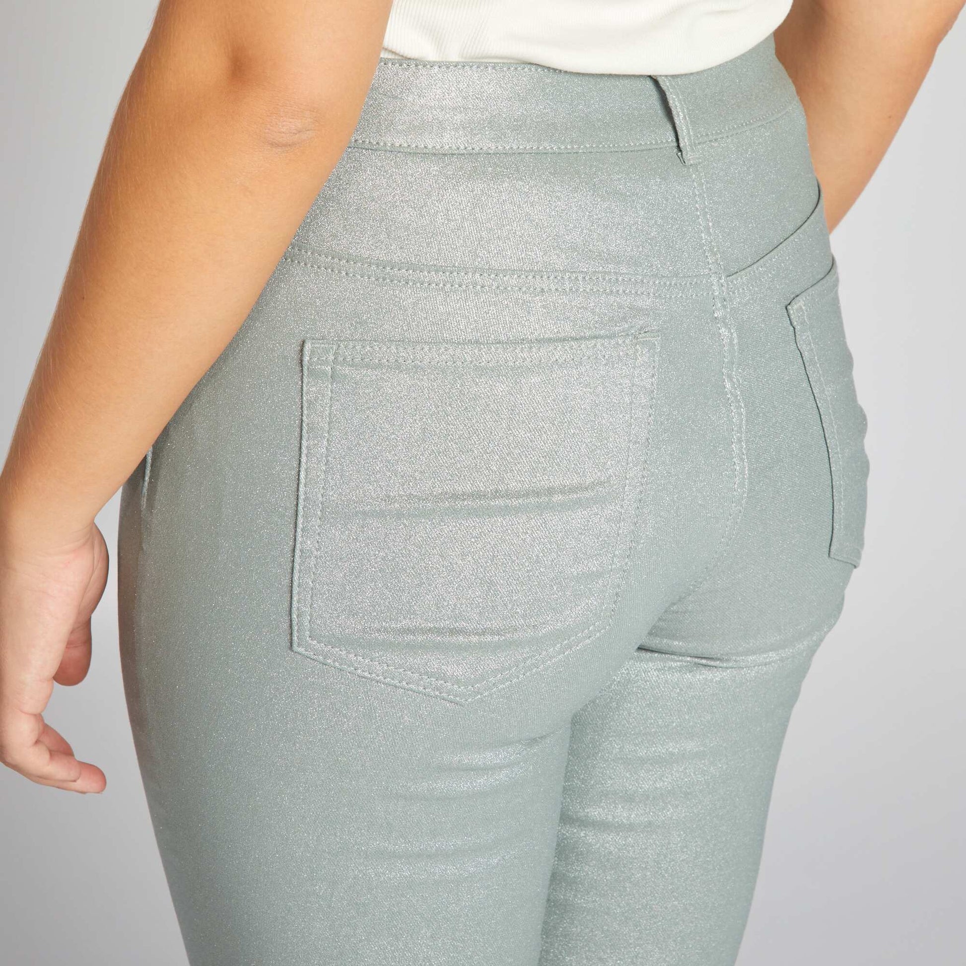 Skinny jeans/very fitted cut GREY
