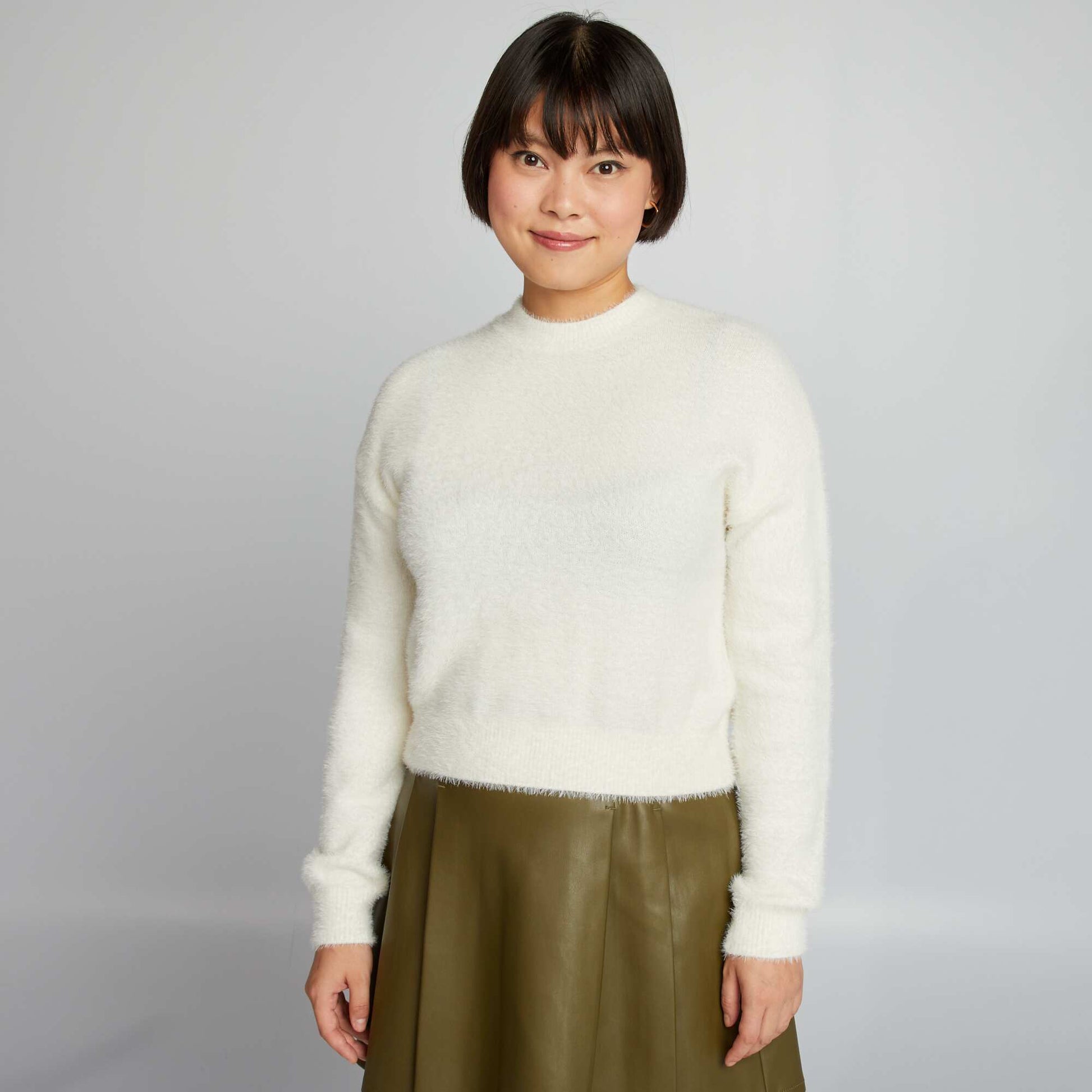 Fuzzy knit jumper WHITE MARCH