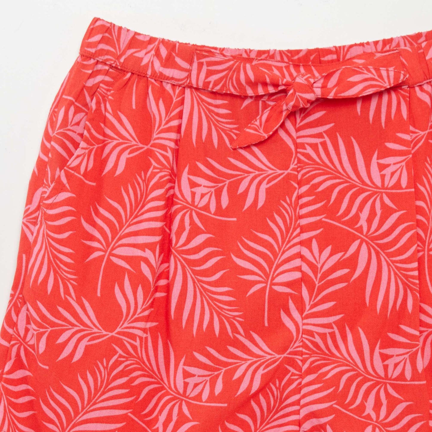 Flowing shorts RED