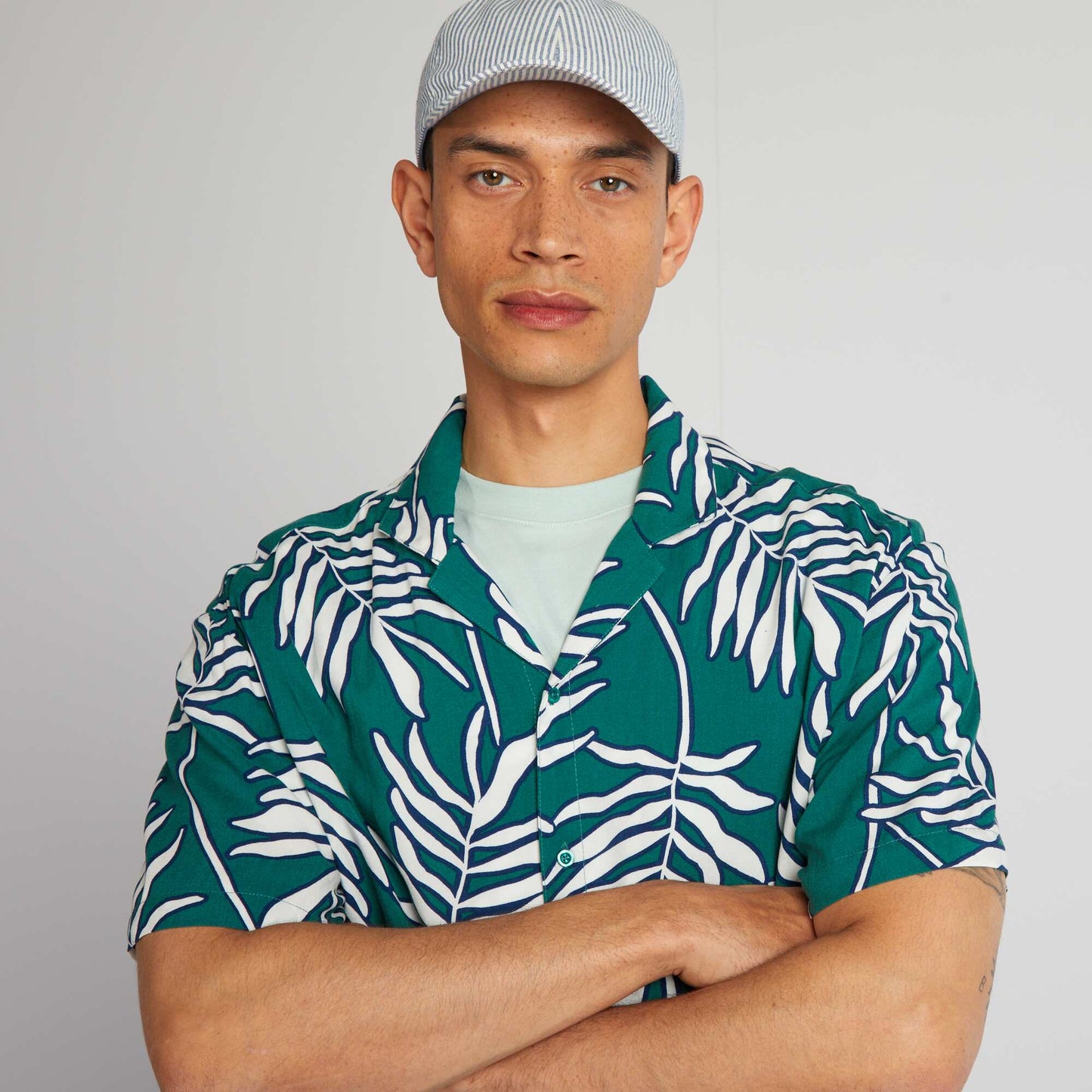 Short-sleeved printed shirt GREEN
