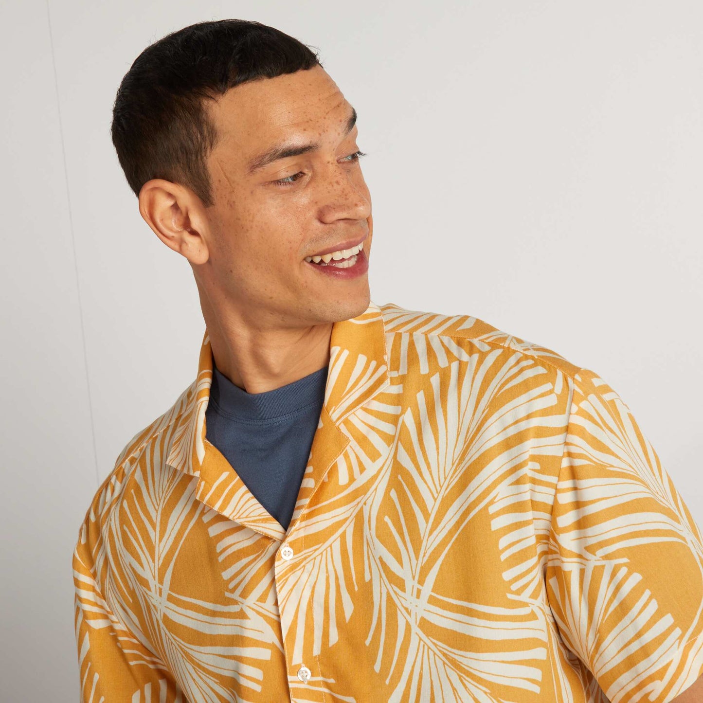 Short-sleeved printed shirt YELLOW