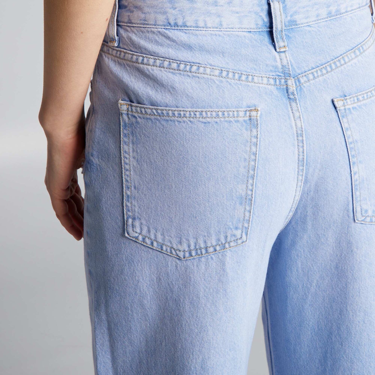 Low-waisted wide-leg jeans BLUE