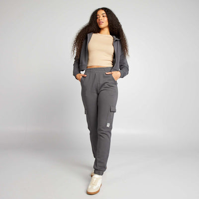 تي شيرت قصير الأكمام قصير الأكمام باللون البيجي