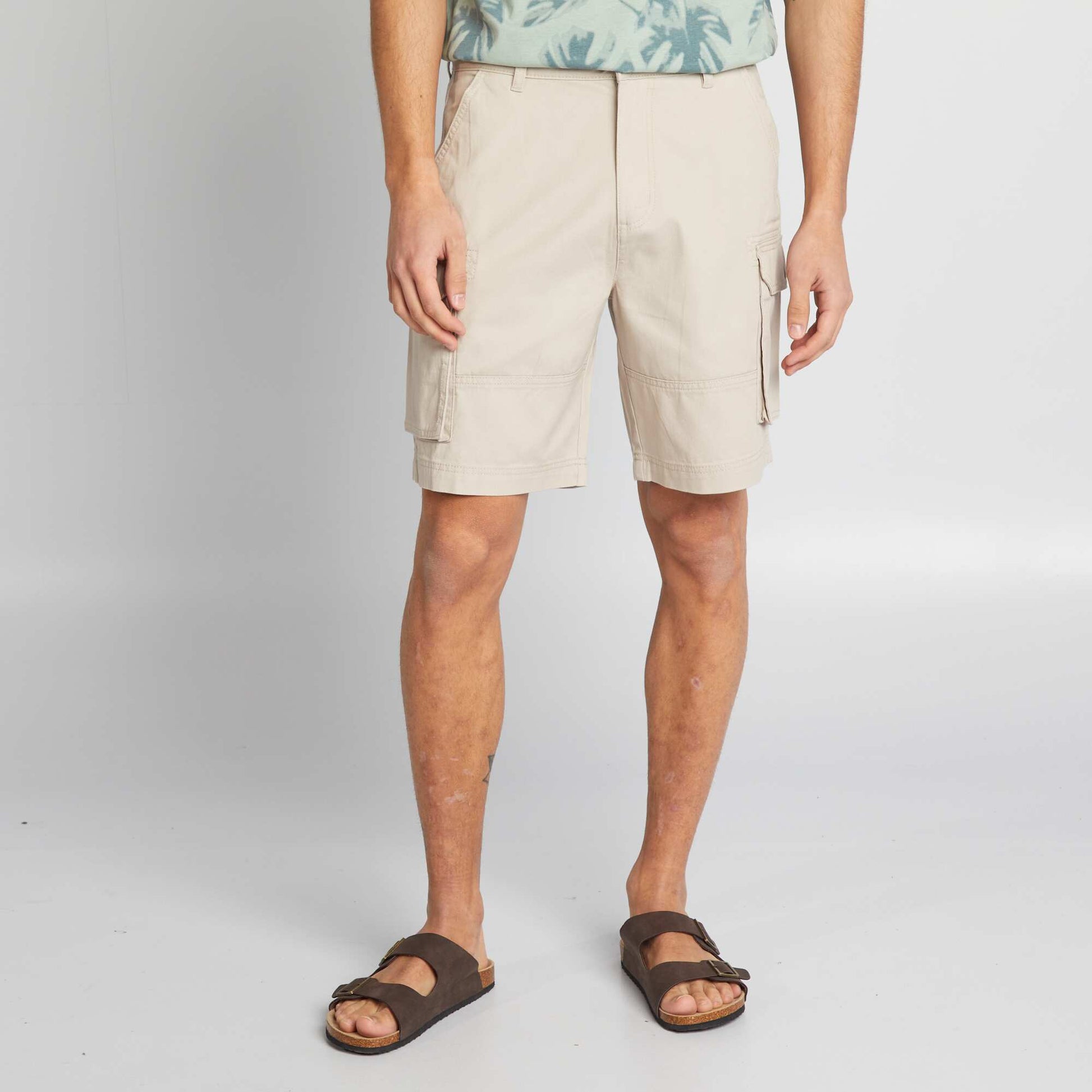 Chino shorts with side pockets GREY