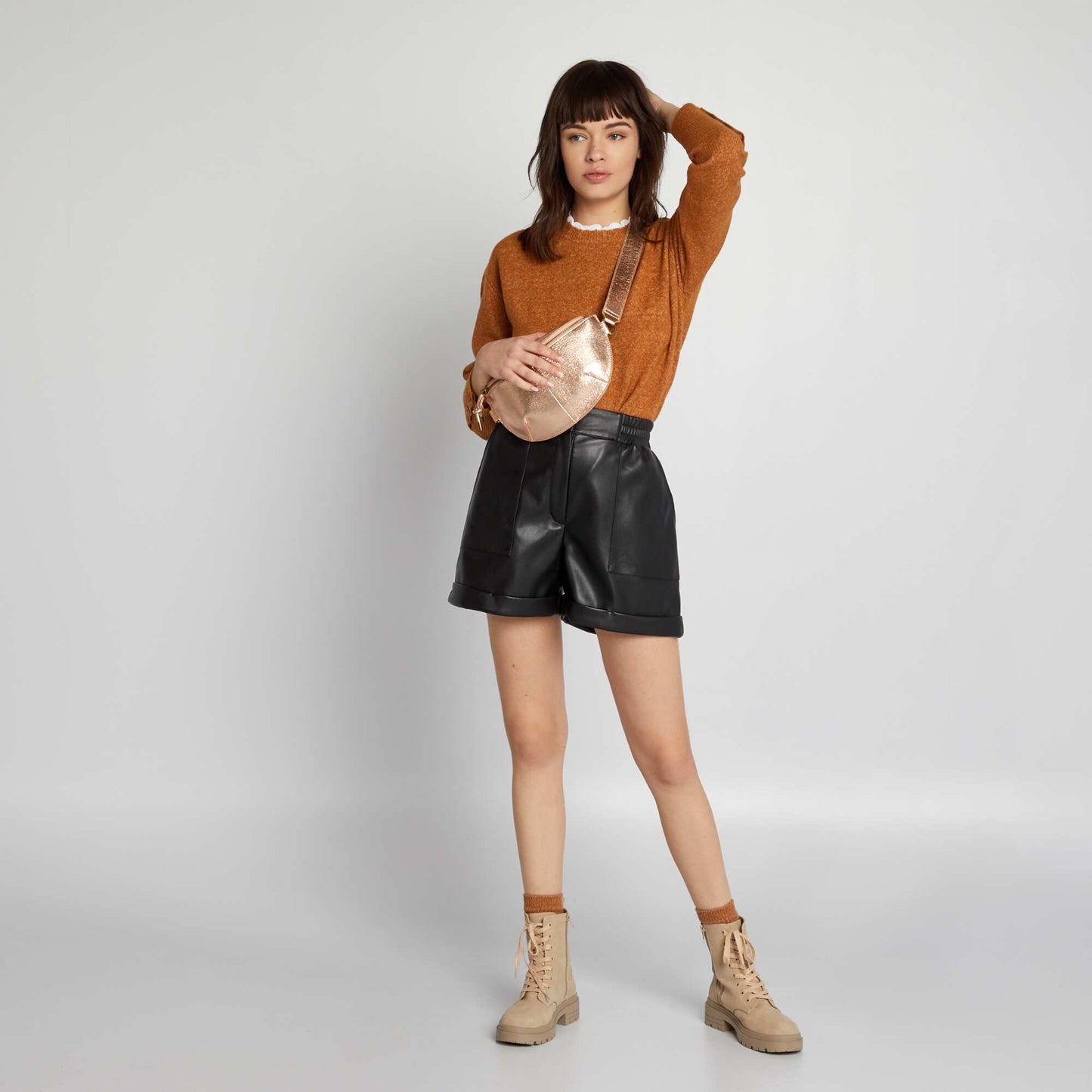 Knit jumper with embroidered collar BROWN