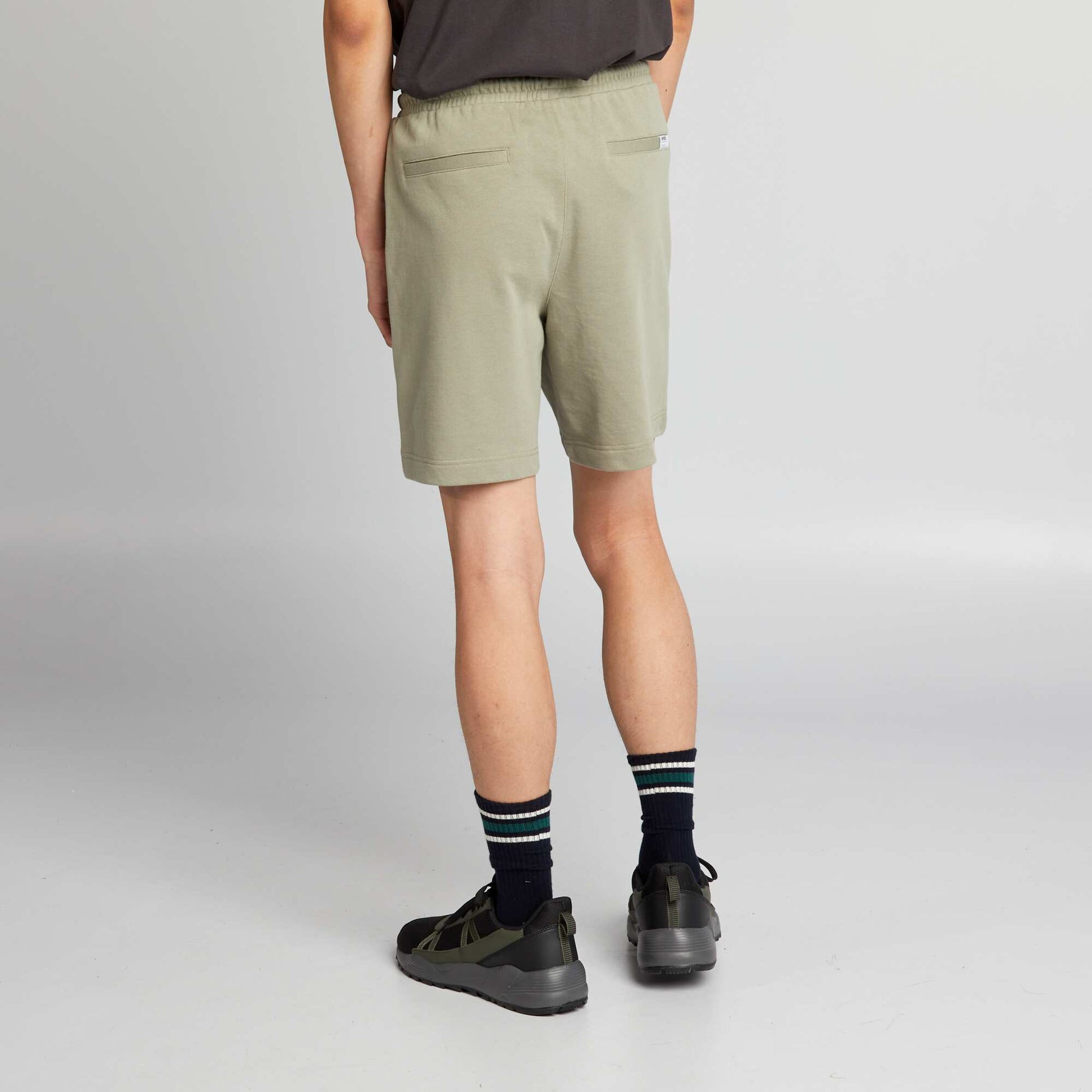 Sweatshirt fabric shorts with zipped pockets GREEN