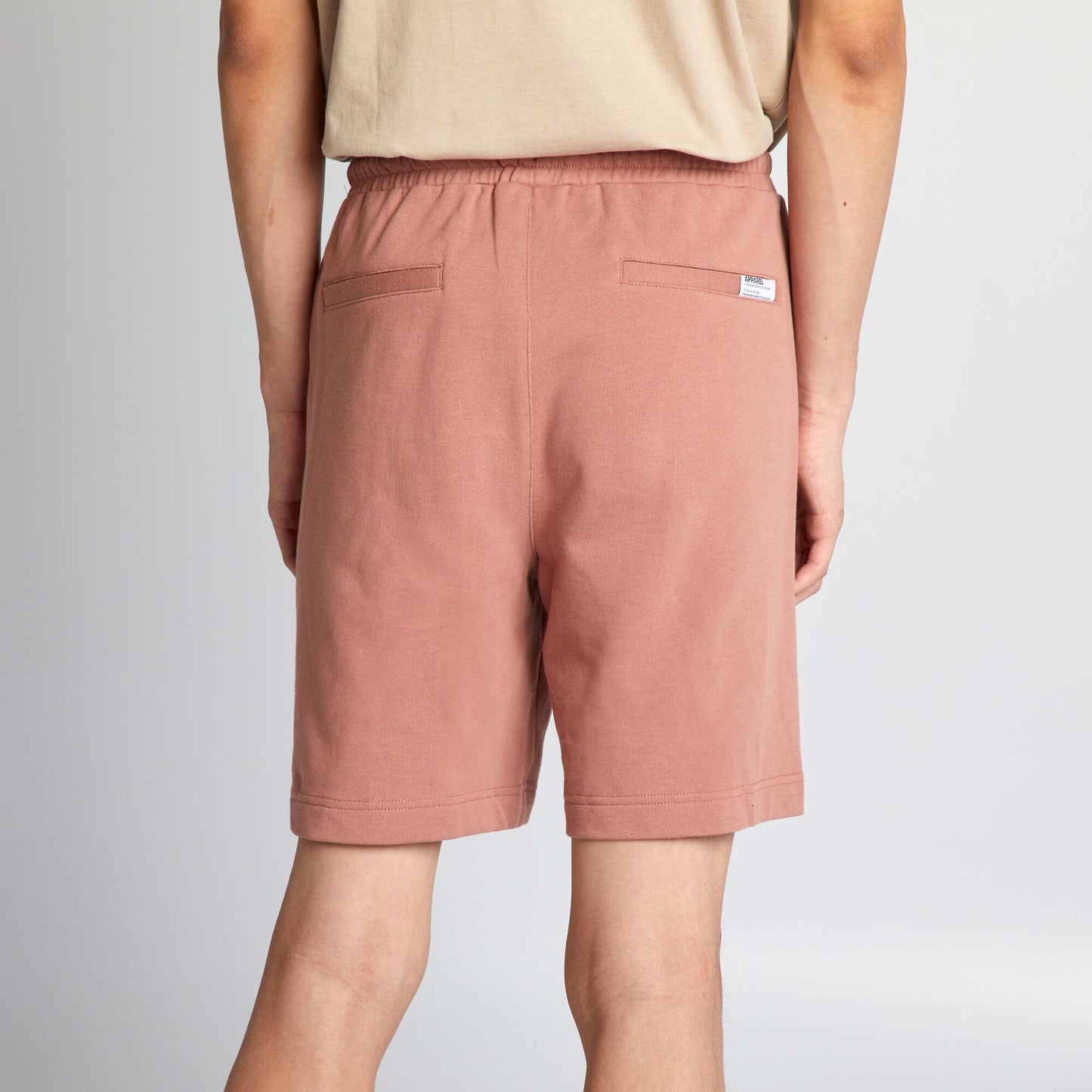 Sweatshirt fabric shorts with zipped pockets BROWN
