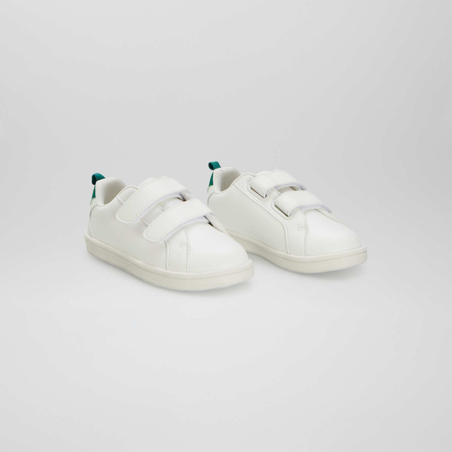 Low-top synthetic trainers WHITE