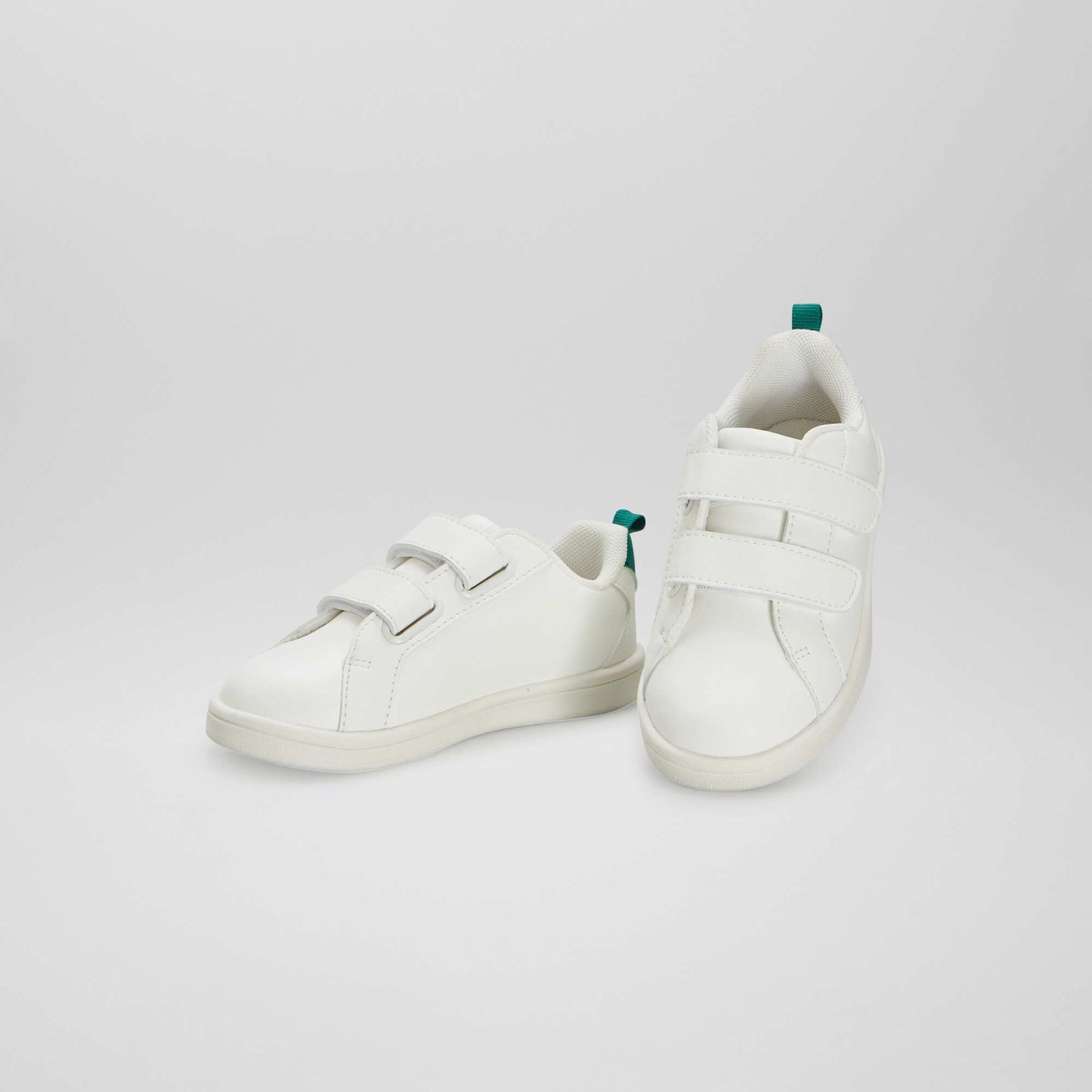 Low-top synthetic trainers WHITE