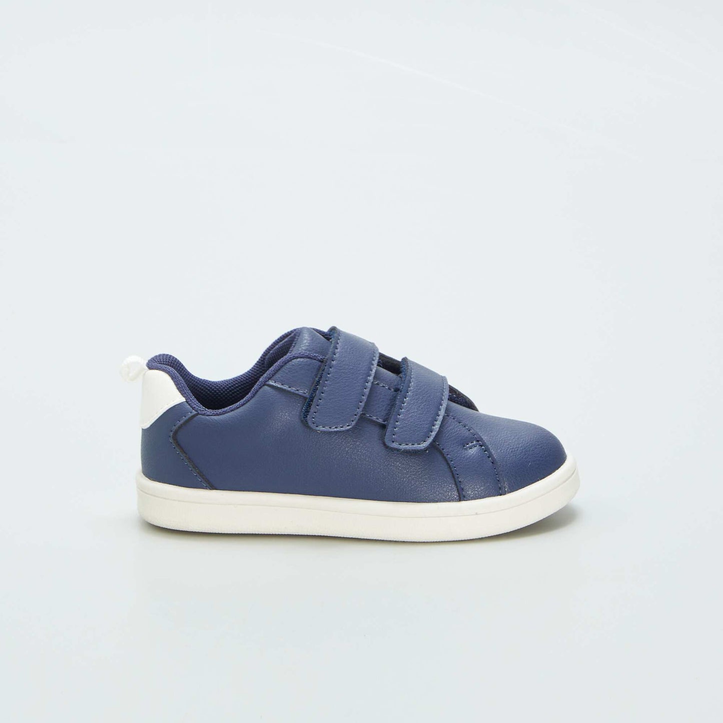 Low-top synthetic trainers BLUE