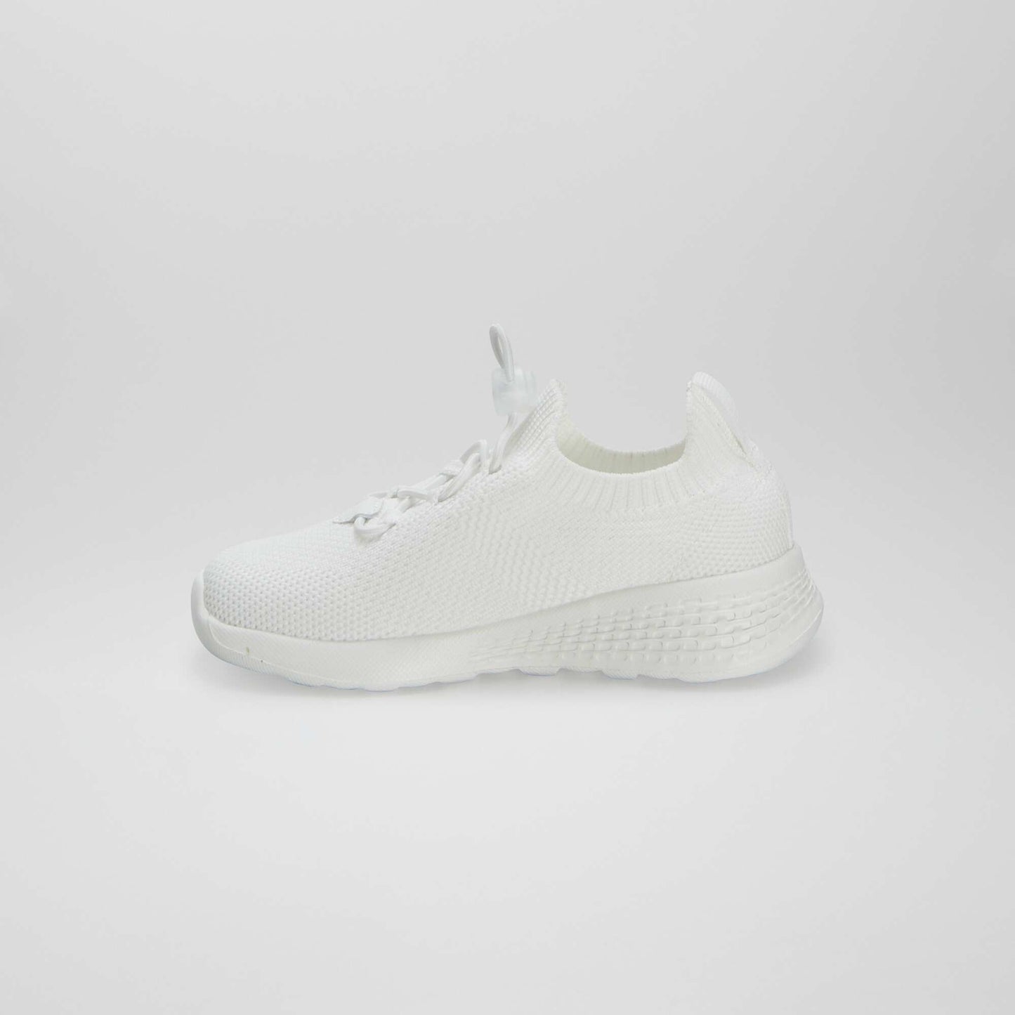 Running style mesh trainers WHITE