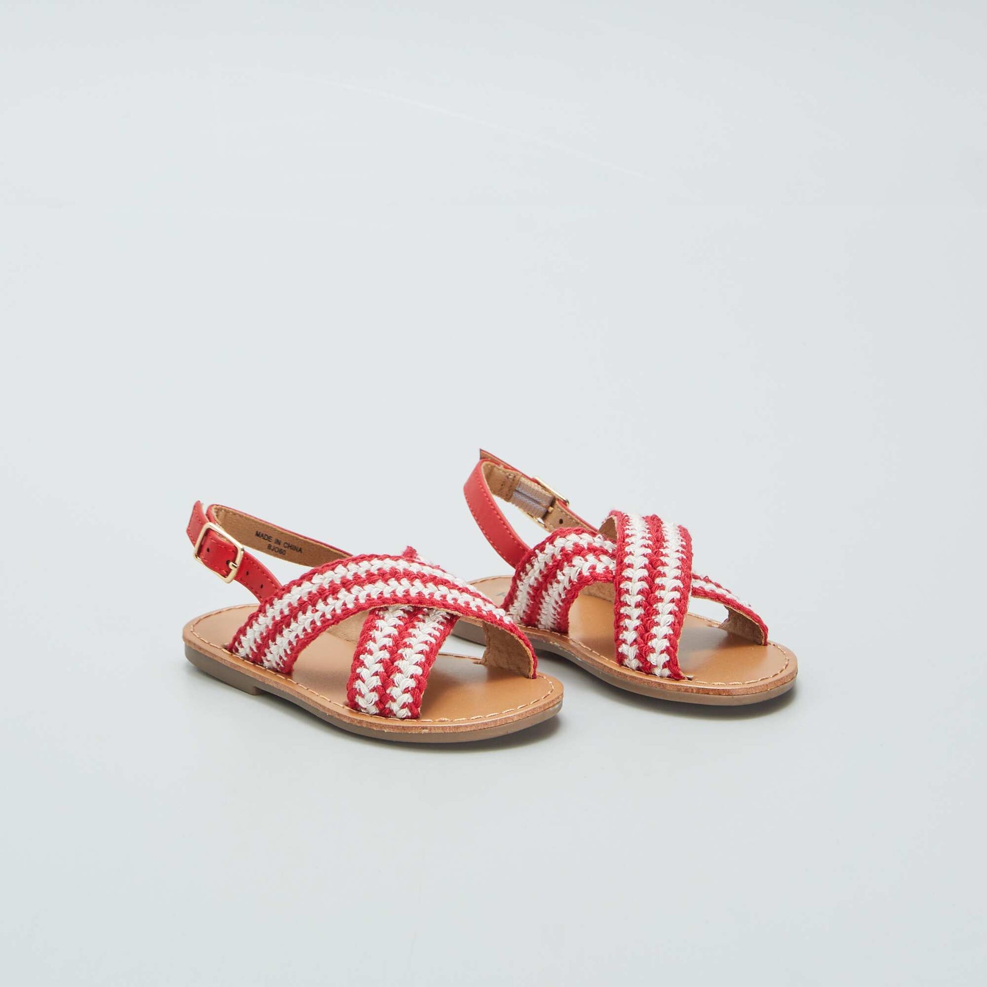 Flat sandals with cross-over straps RED