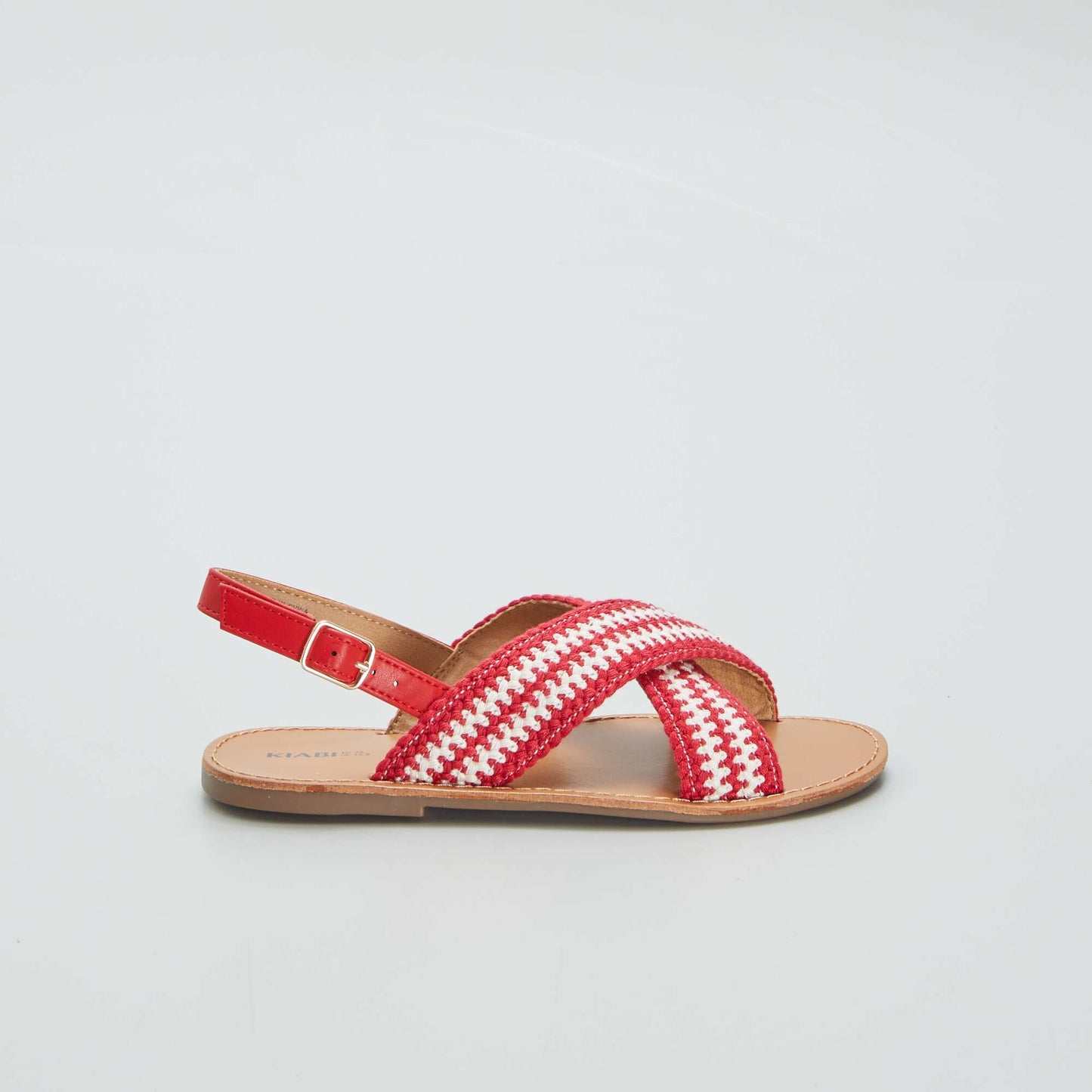 Flat sandals with cross-over straps RED