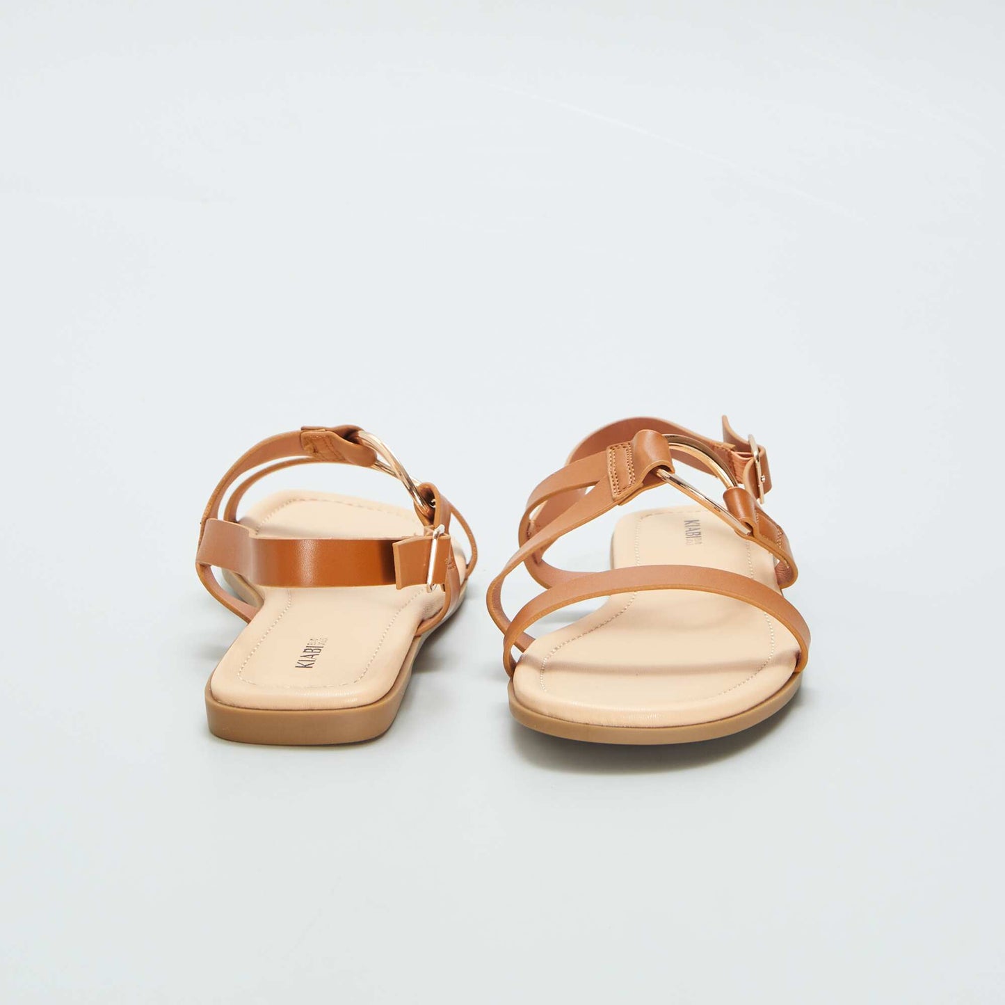 Sandals with stylish straps BROWN