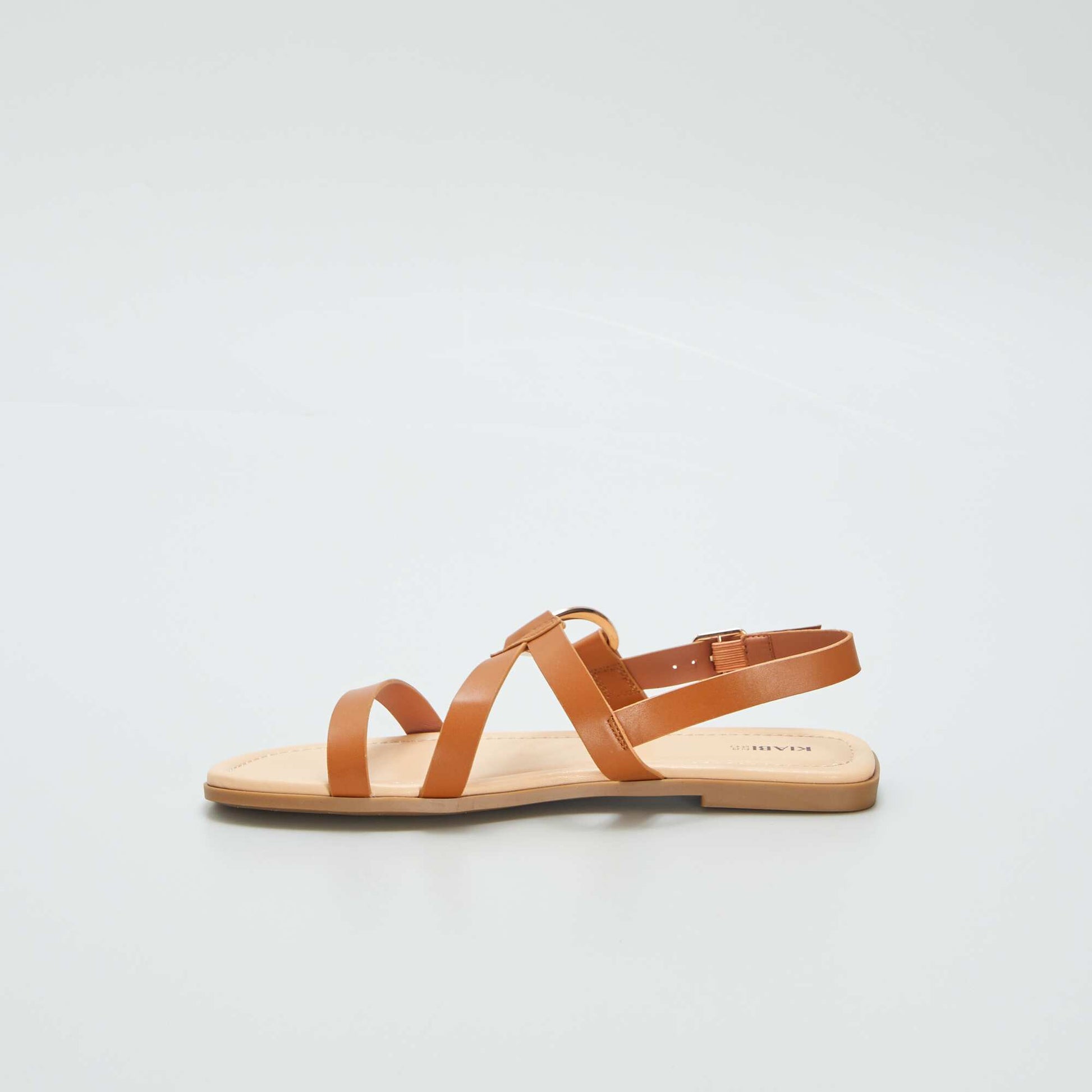 Sandals with stylish straps BROWN