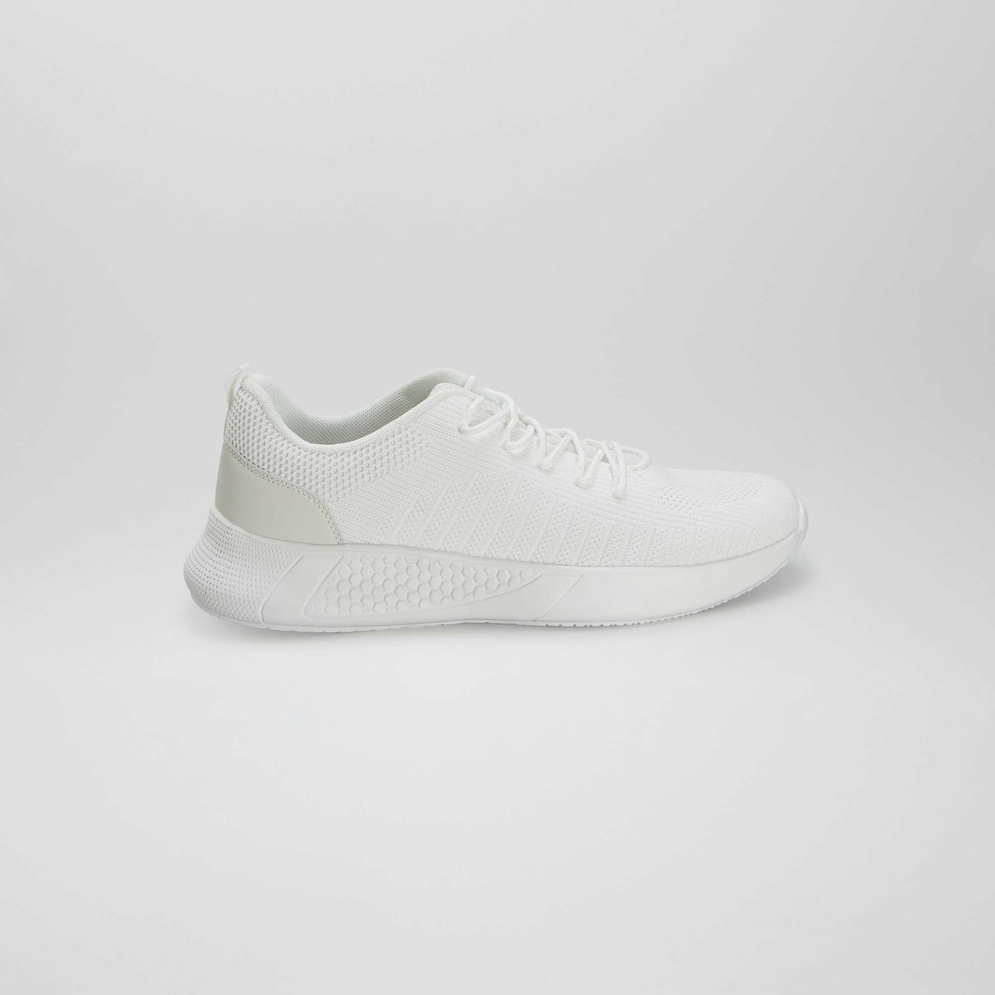 Running style mesh trainers WHITE