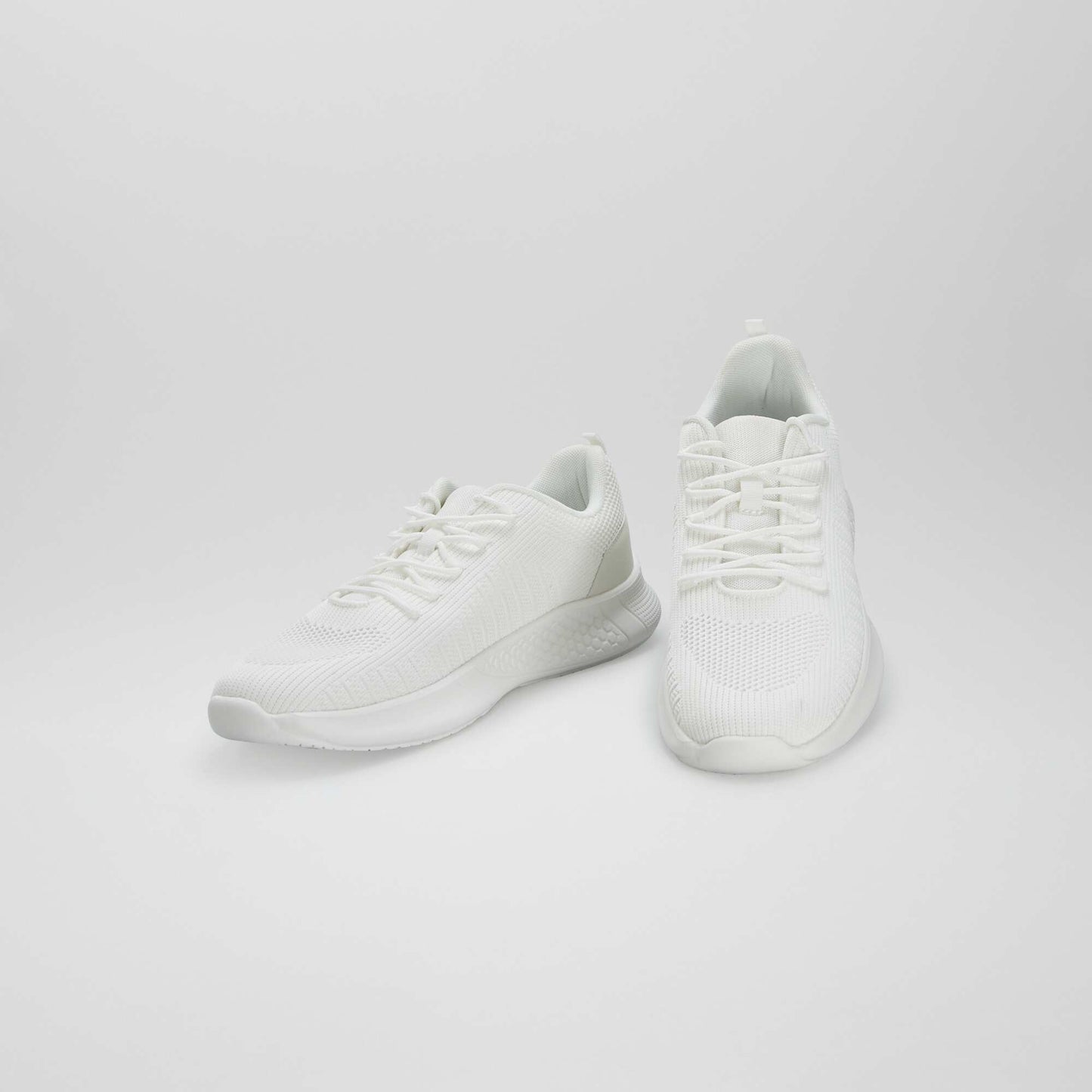 Running style mesh trainers WHITE