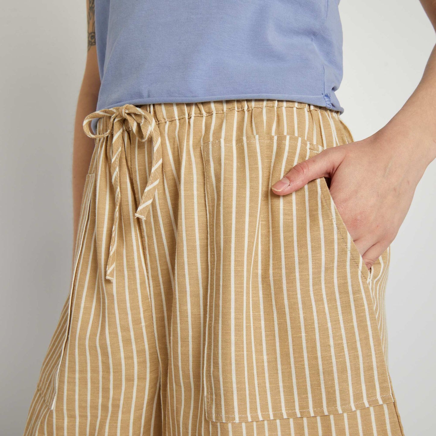 Striped linen shorts BEIGE