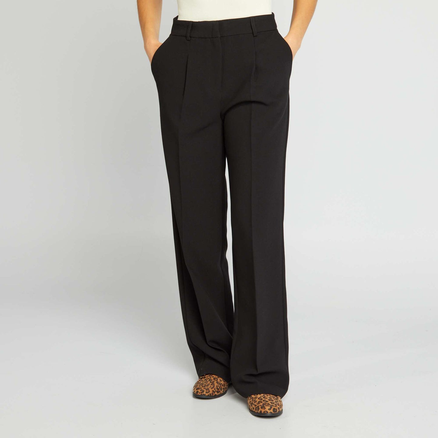 Wide-leg plain trousers black