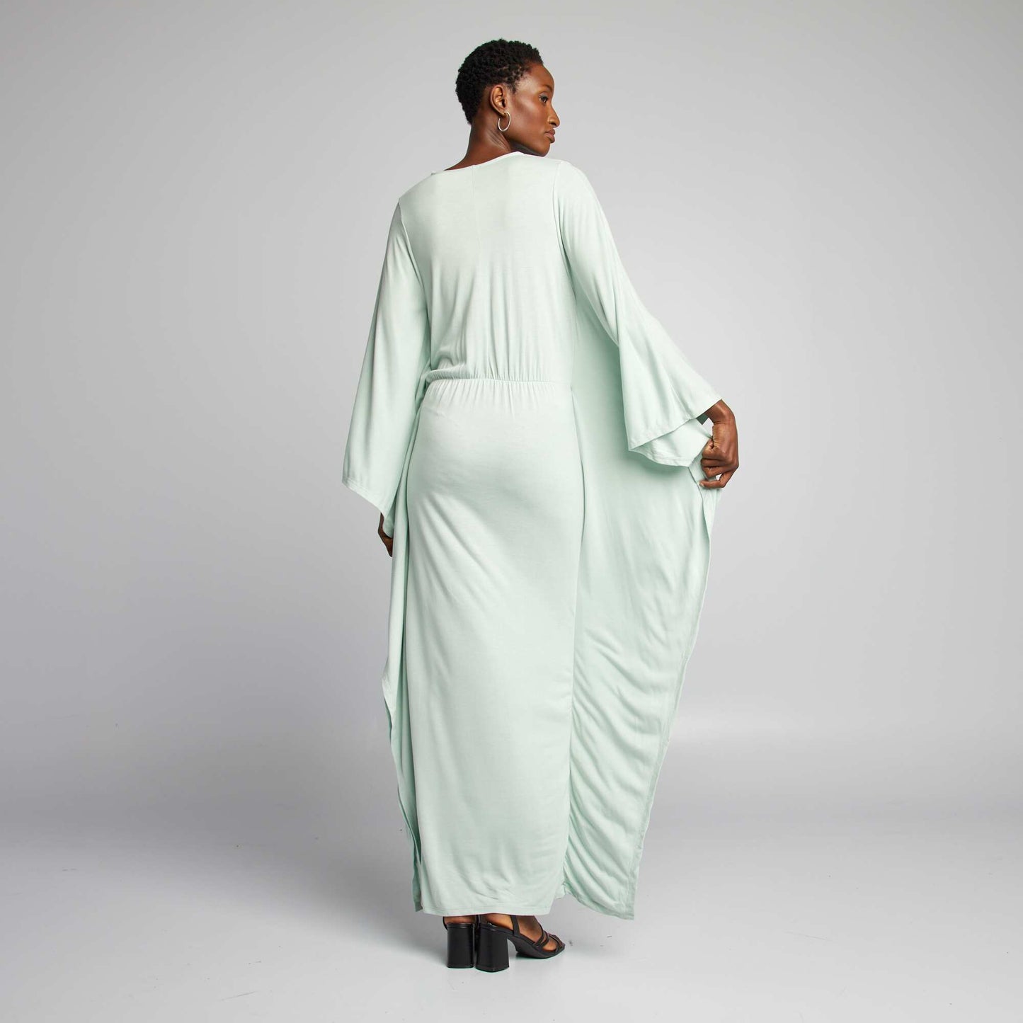 Flowing dress with butterfly sleeves GREEN