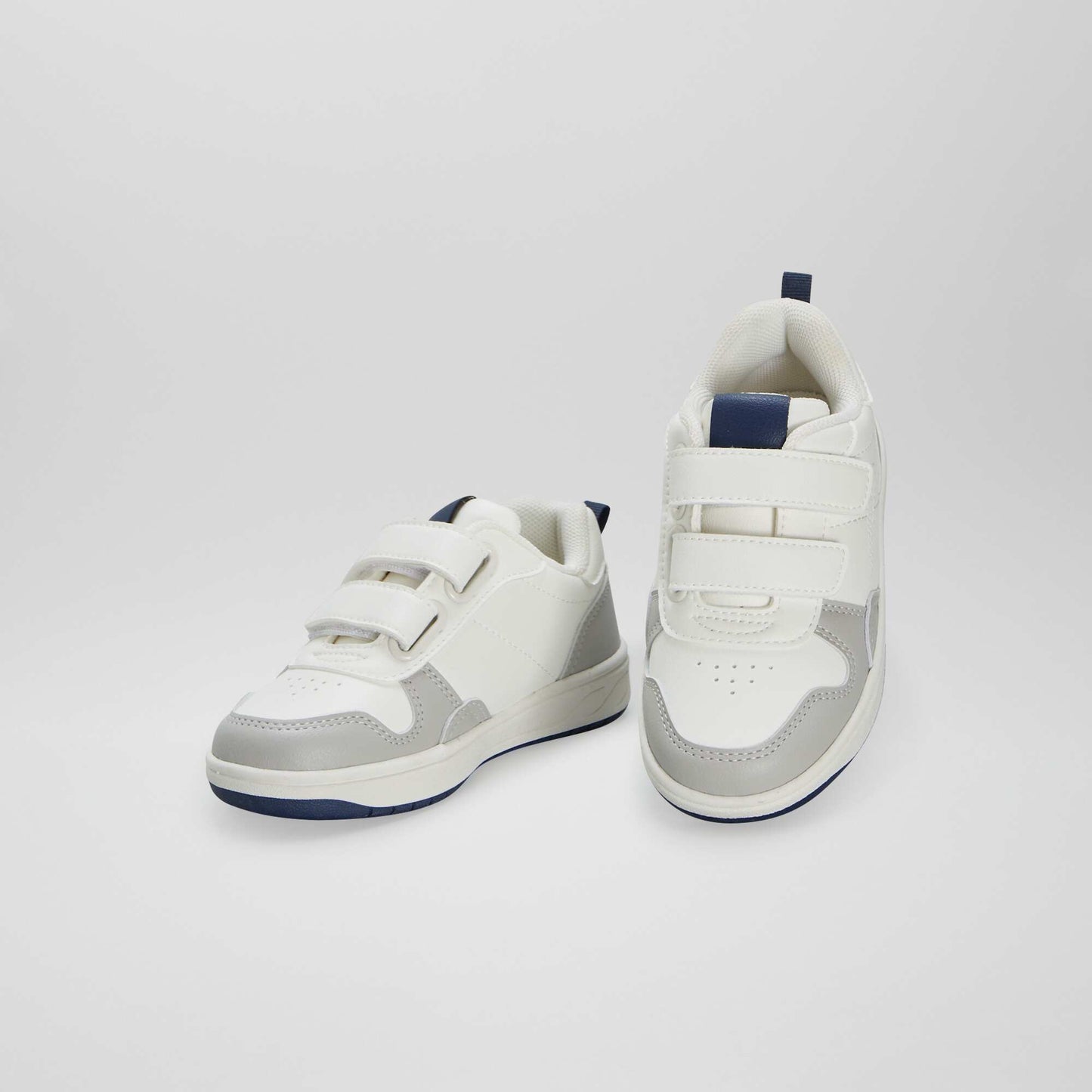 Three-tone low-top trainers white