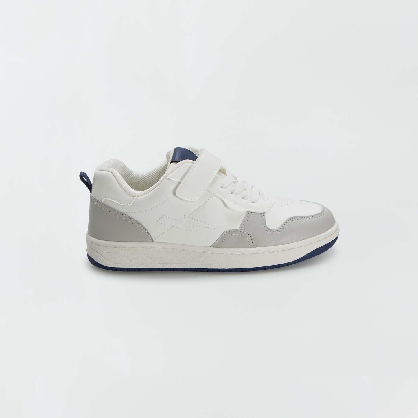 Trainers with Velcro fastening + elasticated laces white