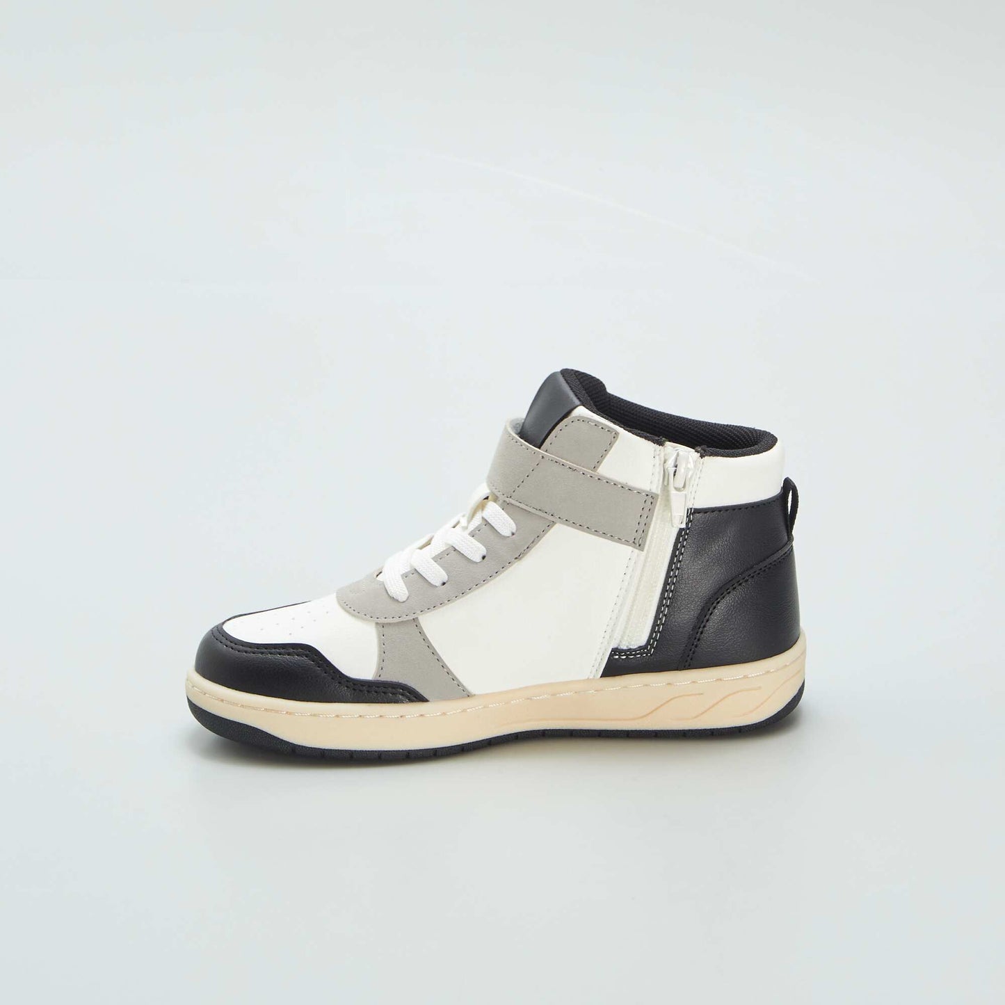 High-top trainers BLACK