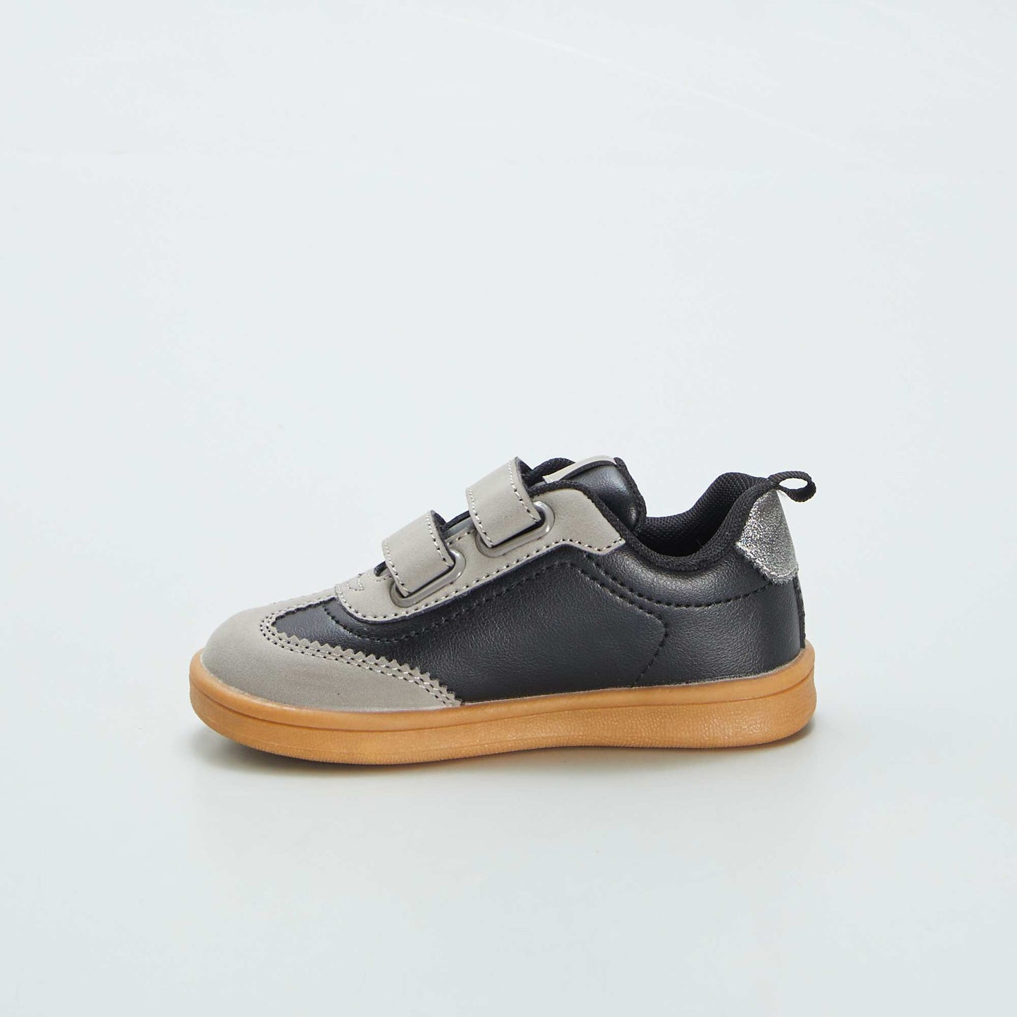 Low-top hook-and-loop trainers BLACK