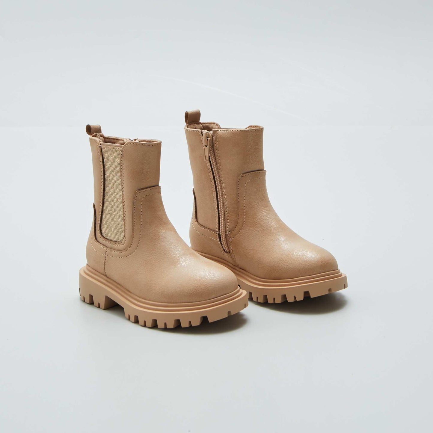 Chelsea boots with notched sole BROWN