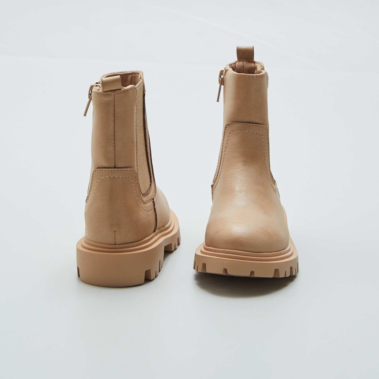 Chelsea boots with notched sole BROWN