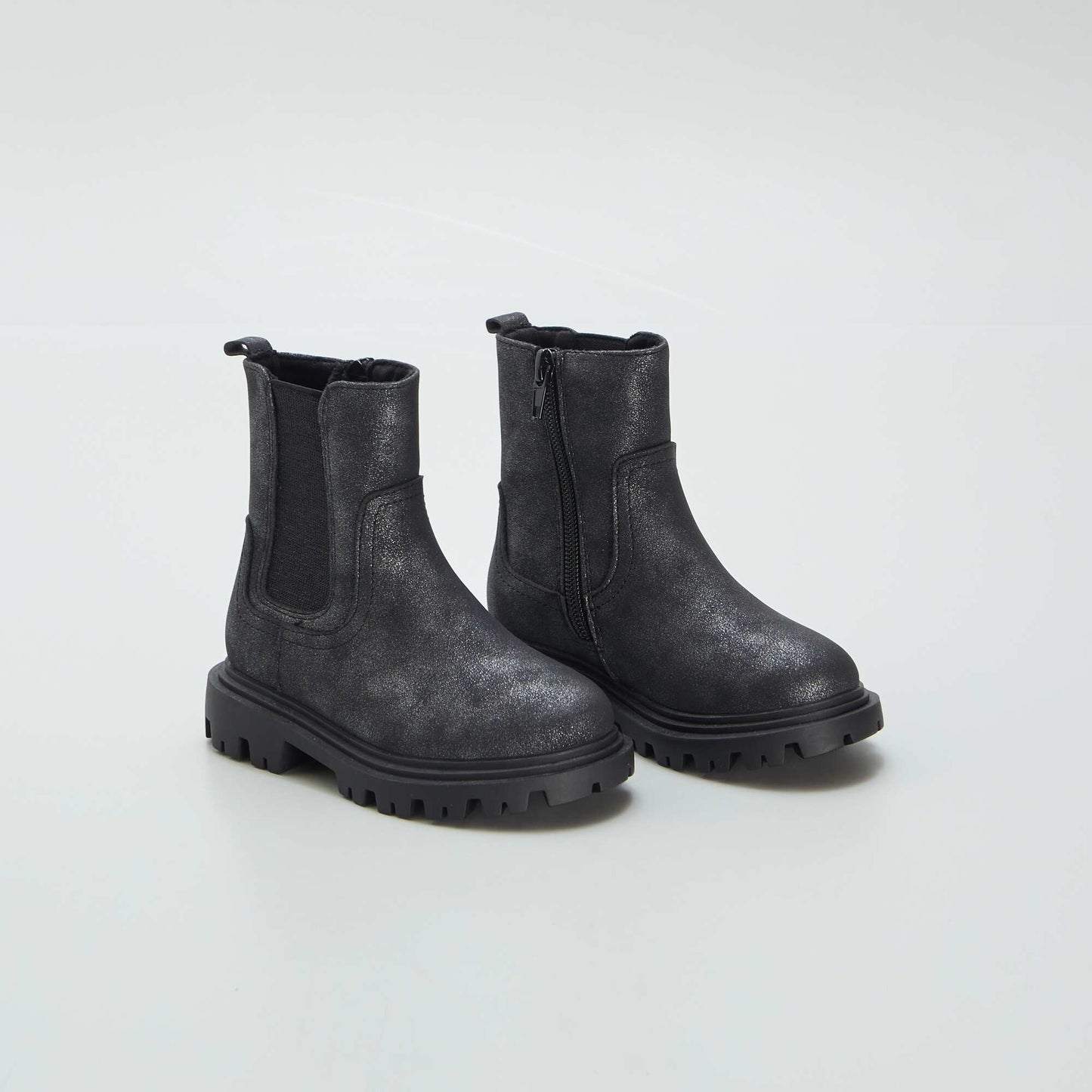 Iridescent ankle boots with notched sole black