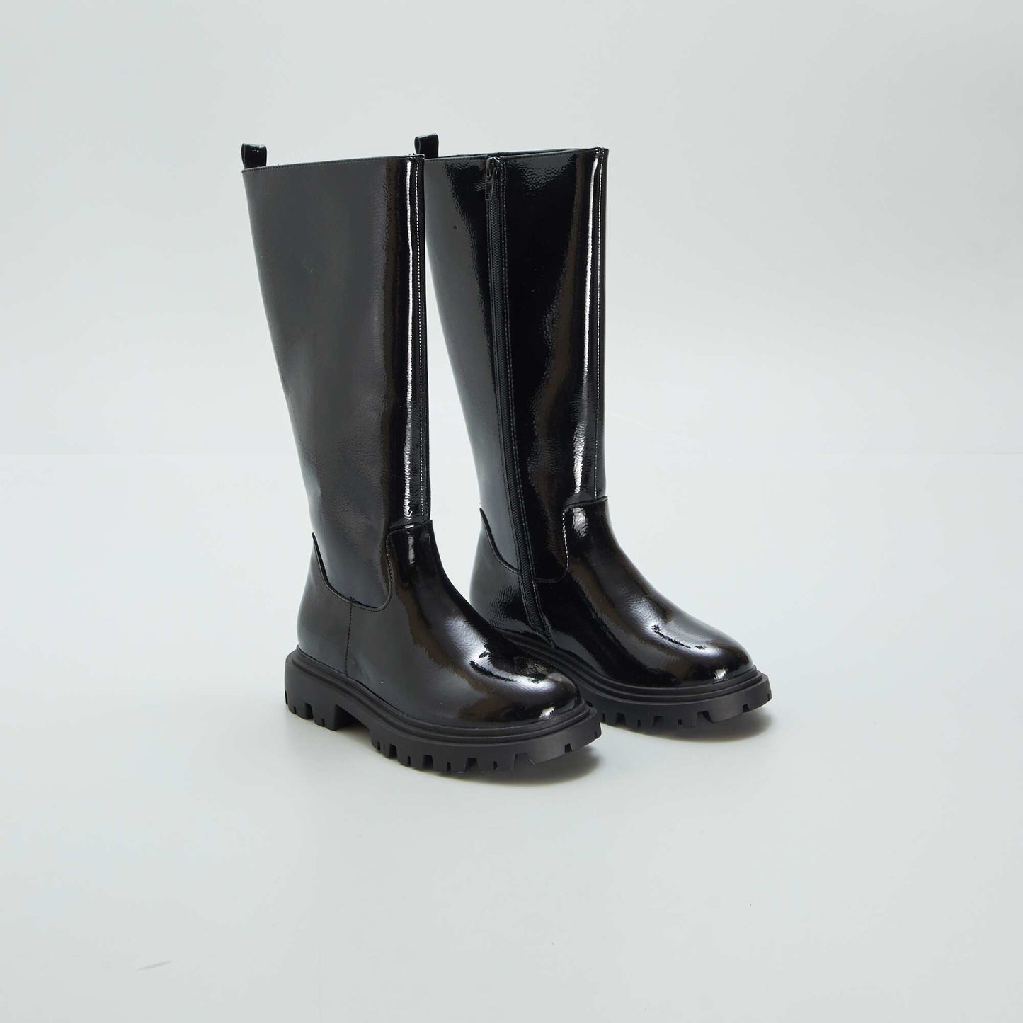 Synthetic boots black