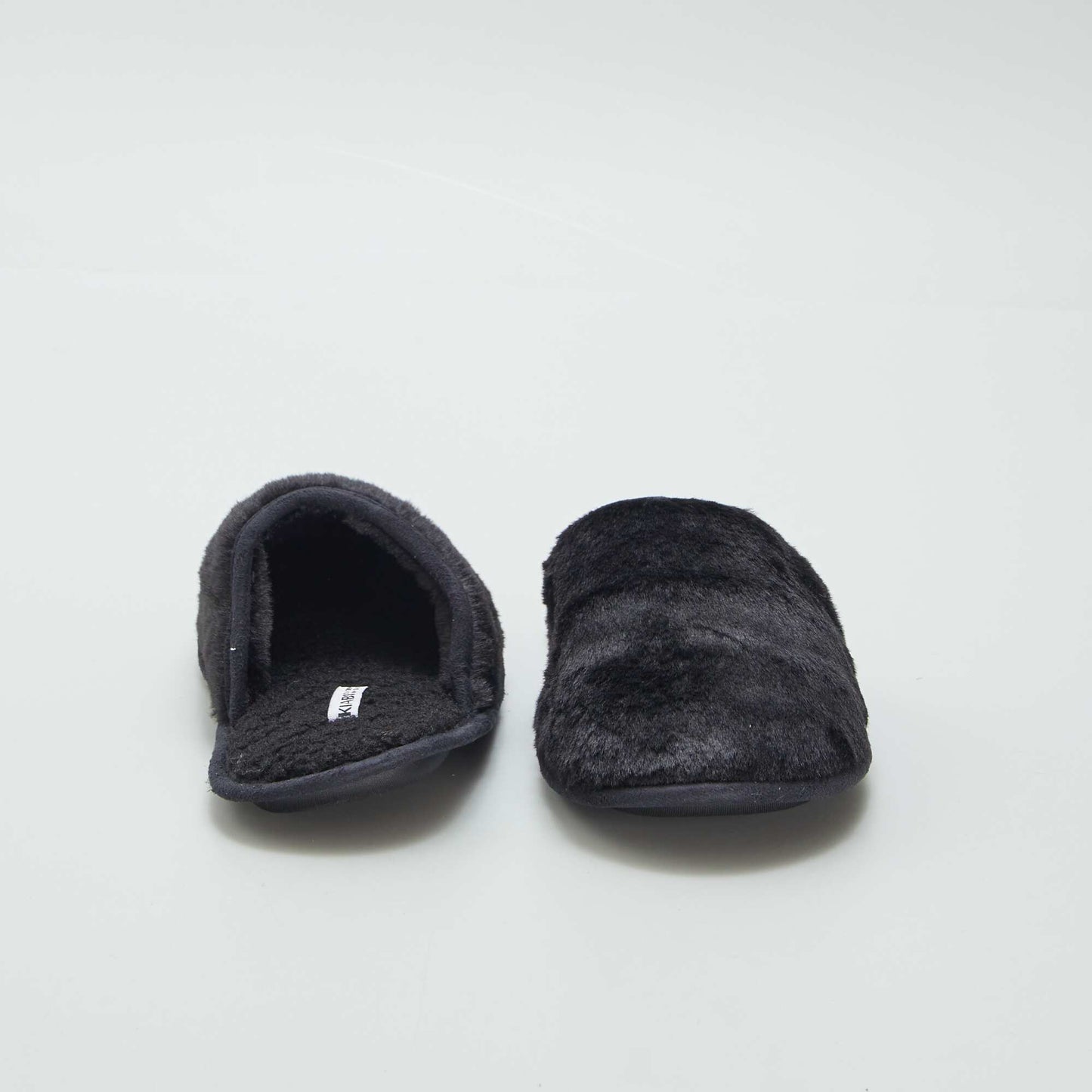 Mule slippers black