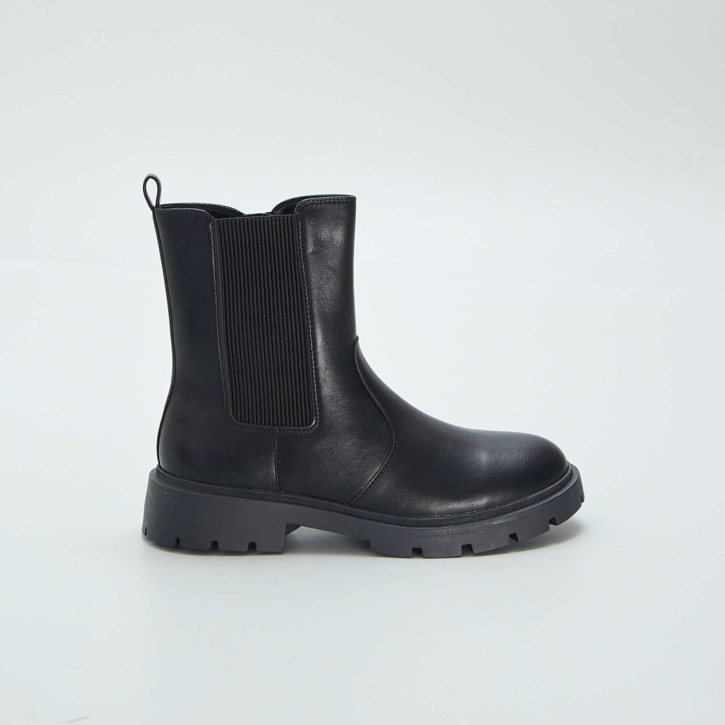 Chunky sole ankle boots black