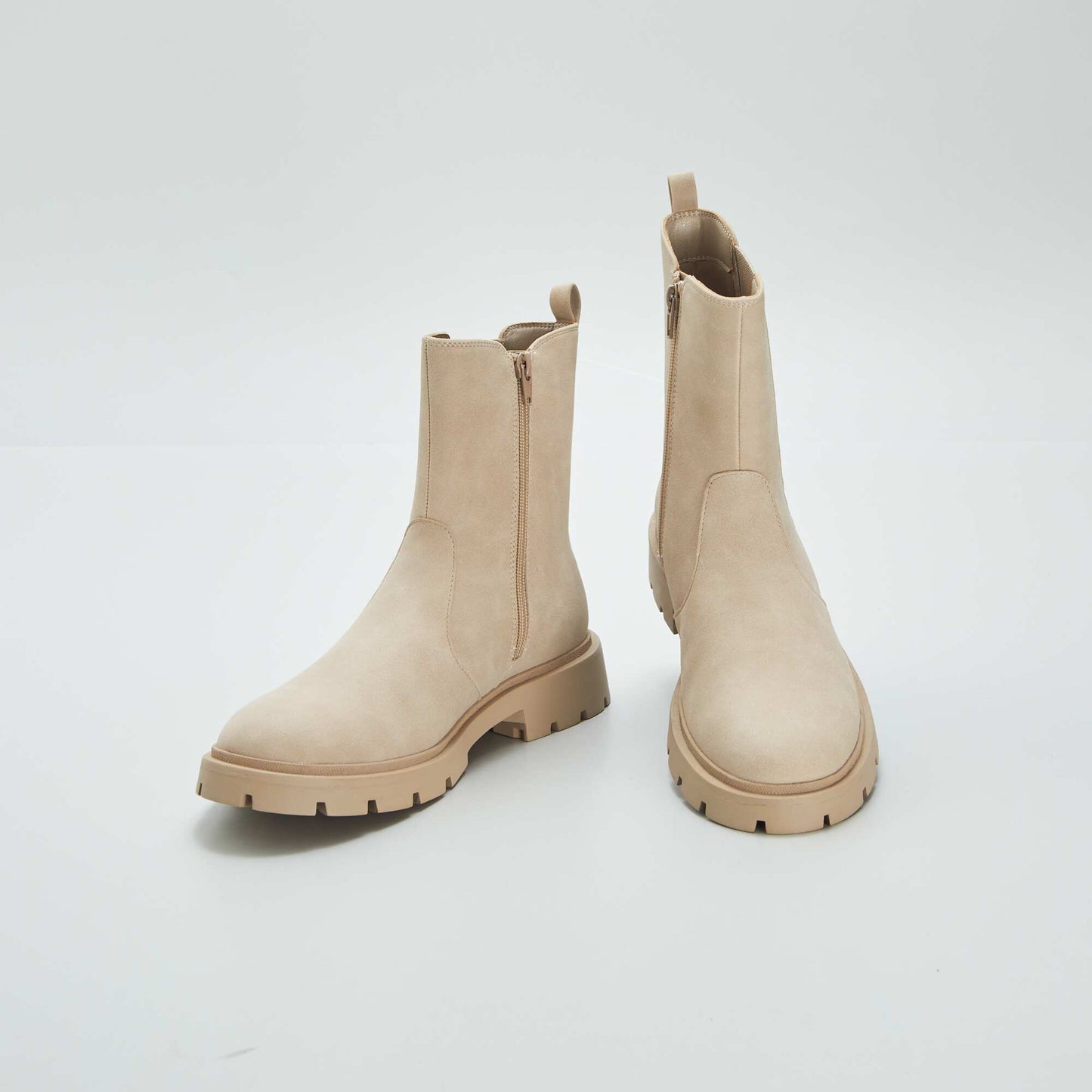 Chunky sole ankle boots beige