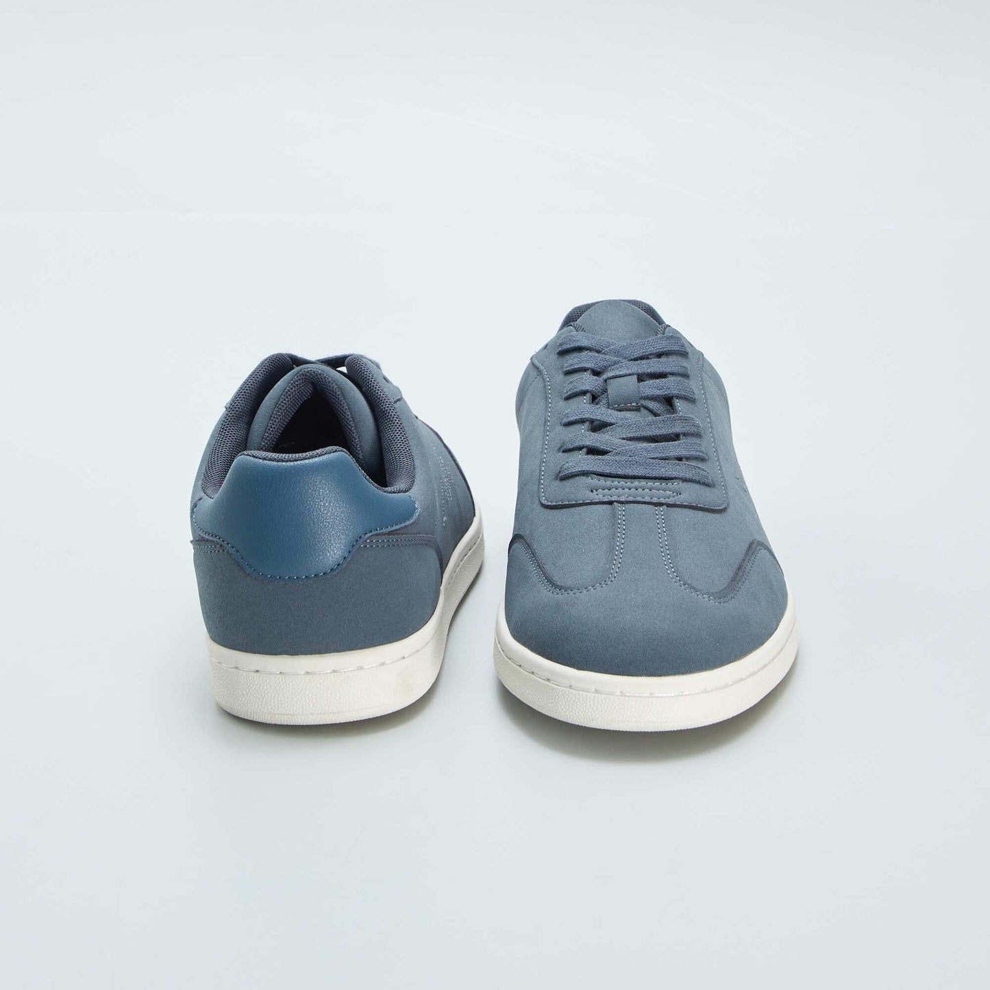 Low-top trainers BLUE