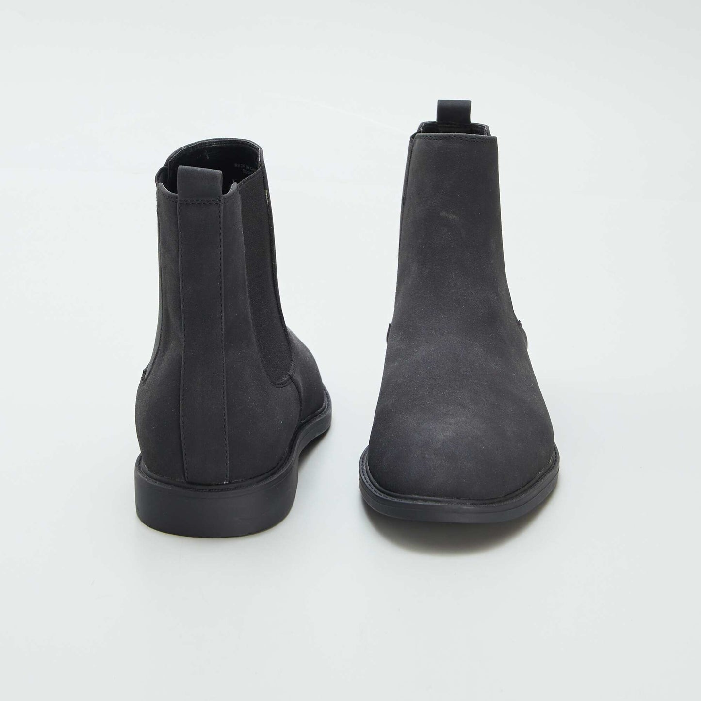 Chelsea boots black