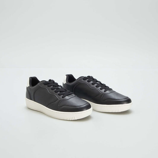 Low-top trainers BLACK