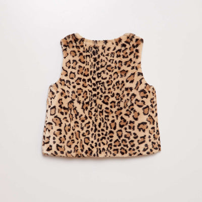 جيليه من الفرو الصناعي بلون بني فاتح