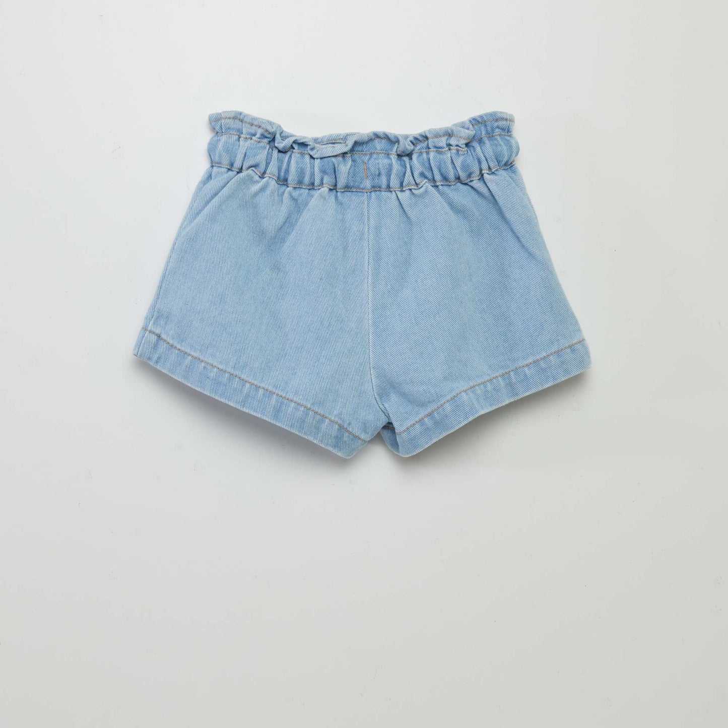 Denim shorts with embroidered flowers BLUE