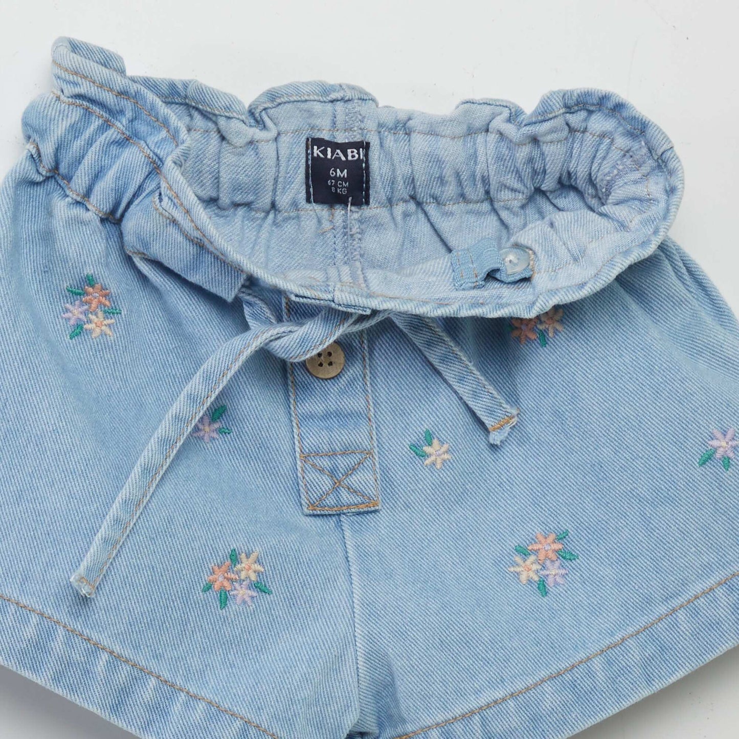 Denim shorts with embroidered flowers BLUE