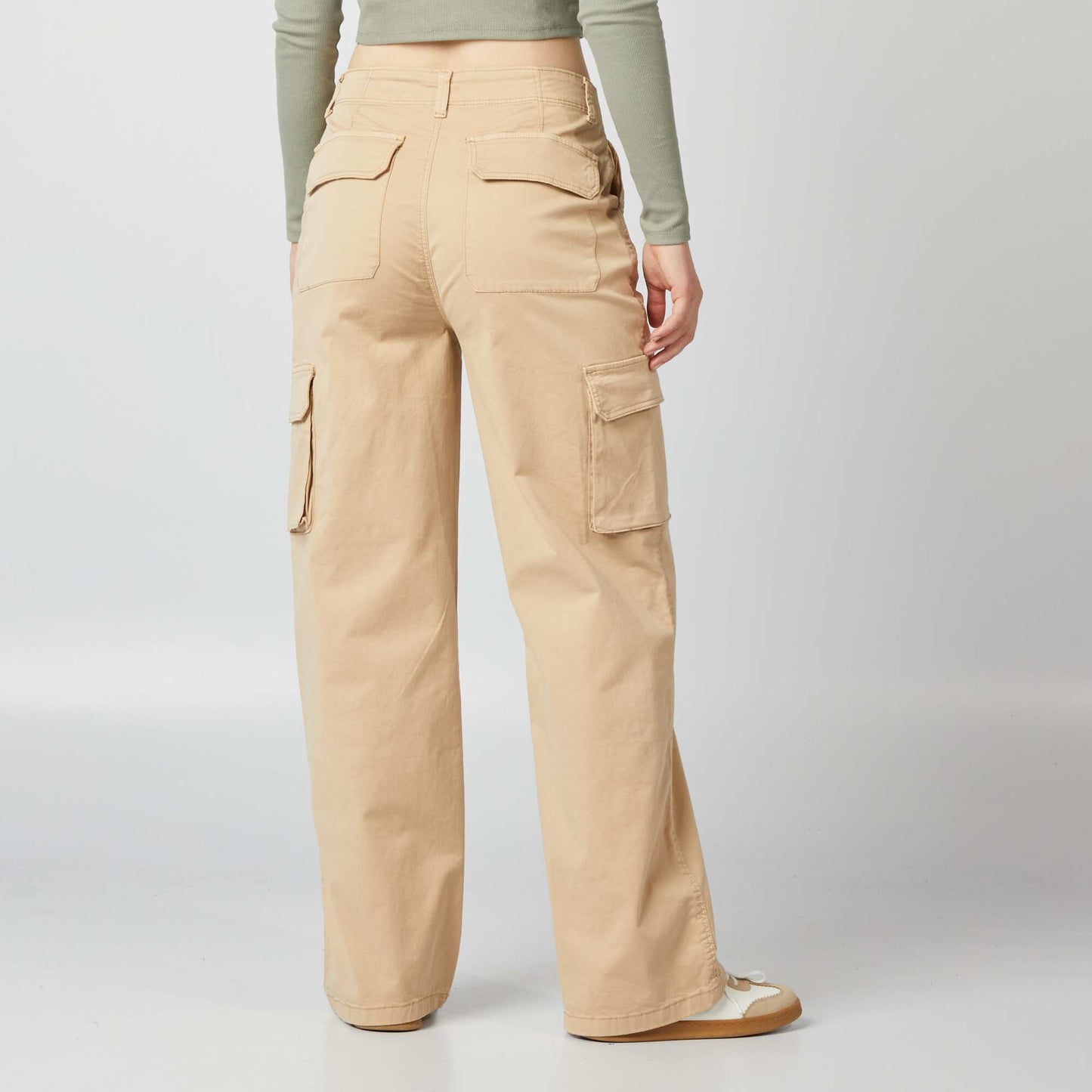 Loose-fit trousers with side pockets BEIGE