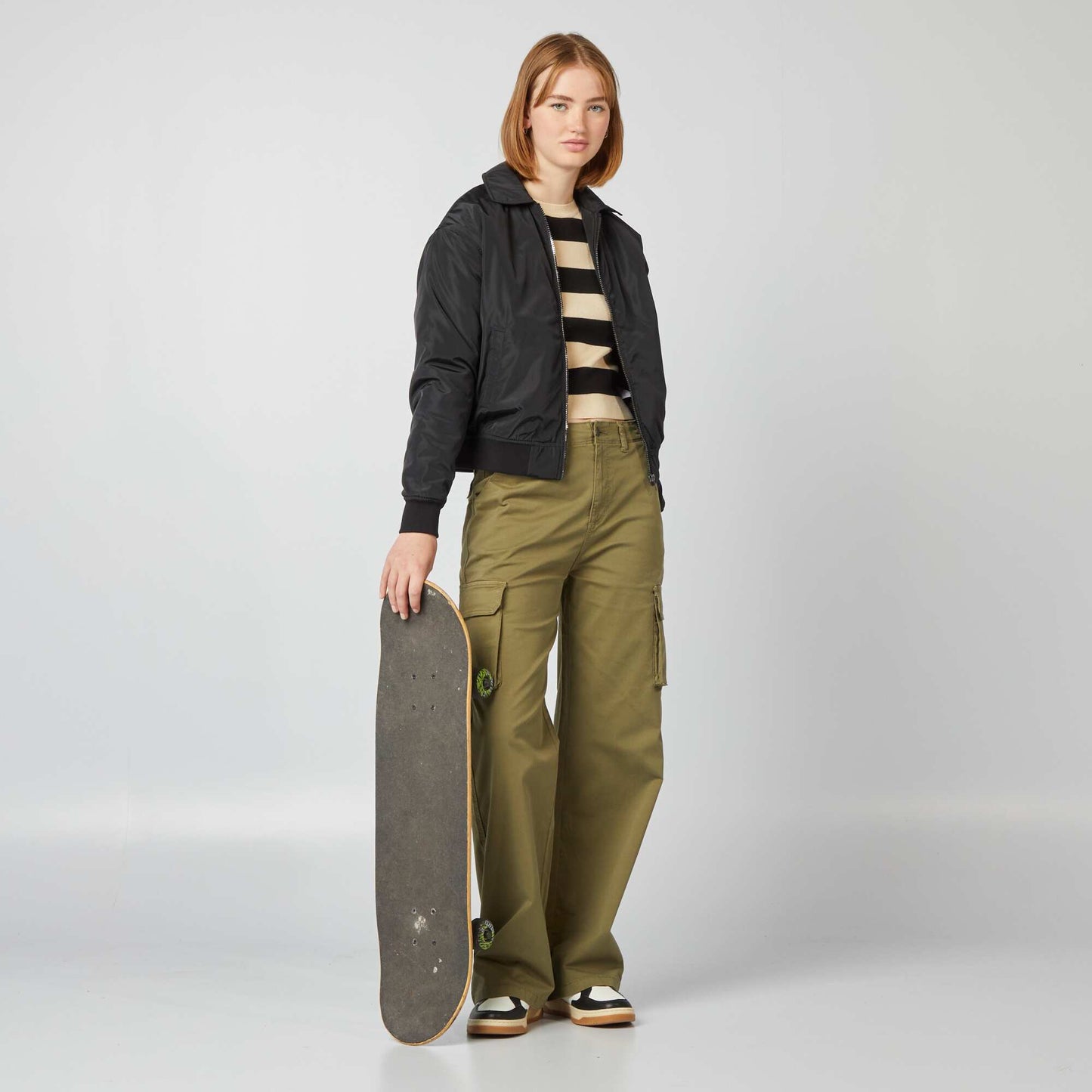 Loose-fit trousers with side pockets GREEN