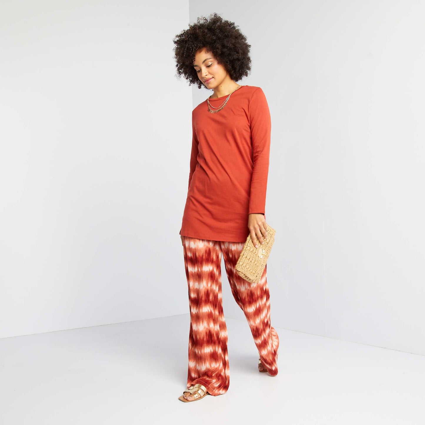 Long-sleeved long T-shirt RED