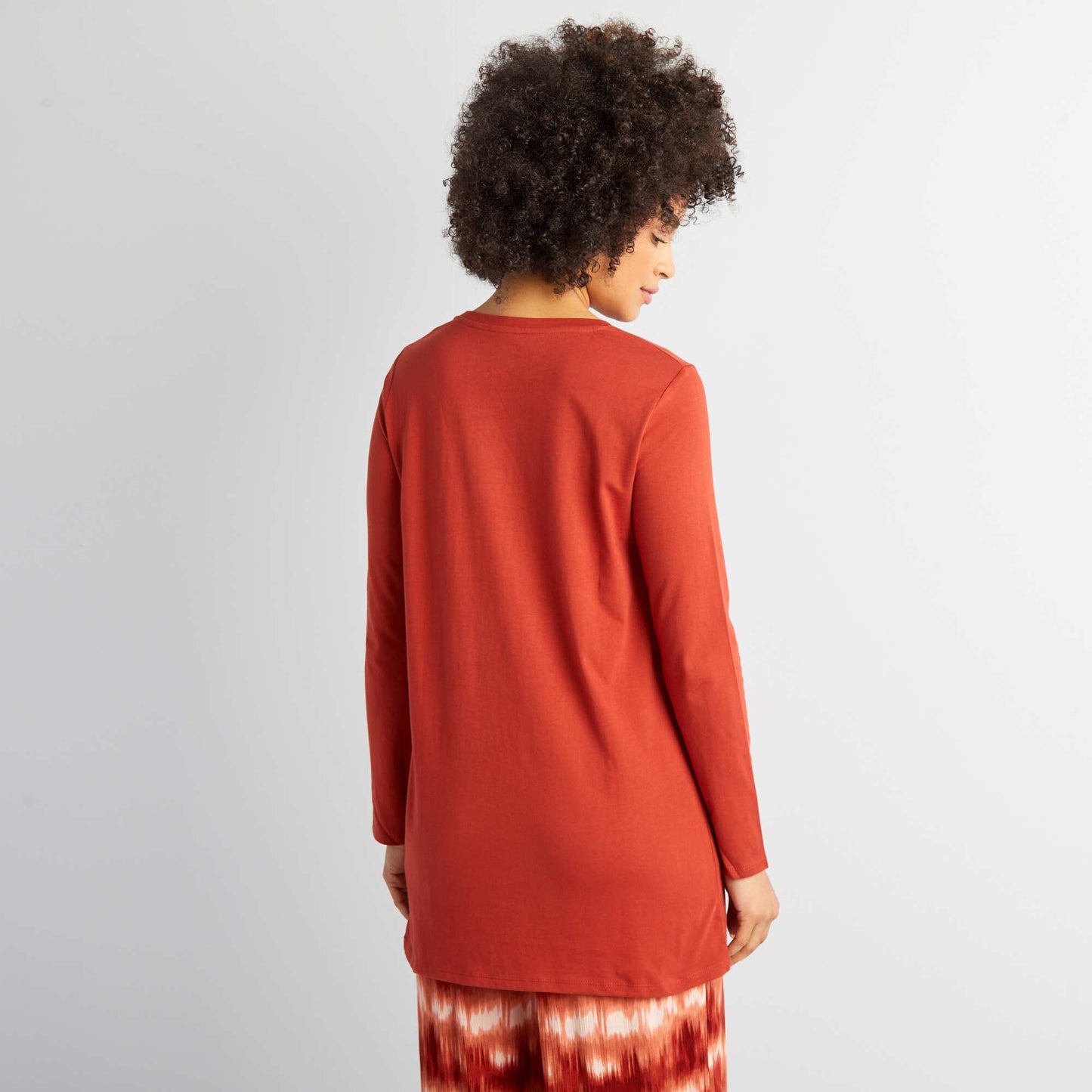 Long-sleeved long T-shirt RED