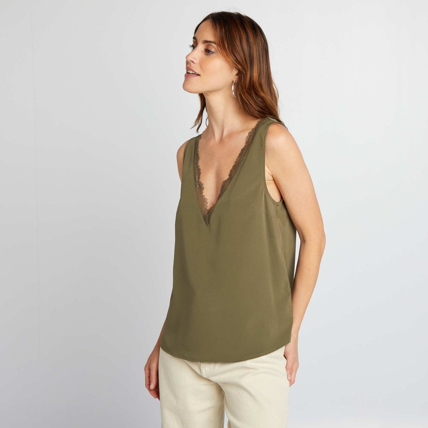 Sleeveless blouse with lace collar KHAKI