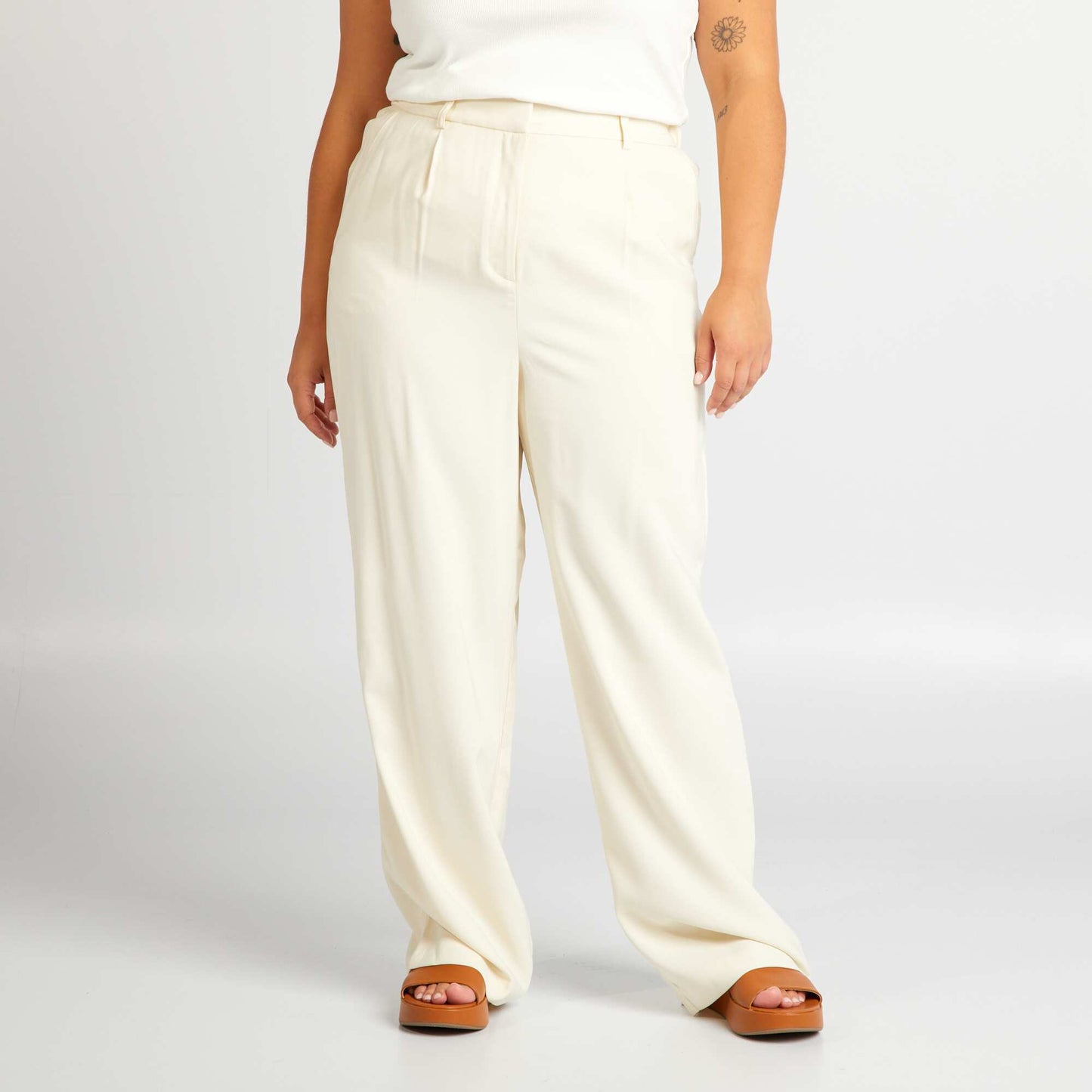 Wide-leg trousers with elasticated waist BEIGE